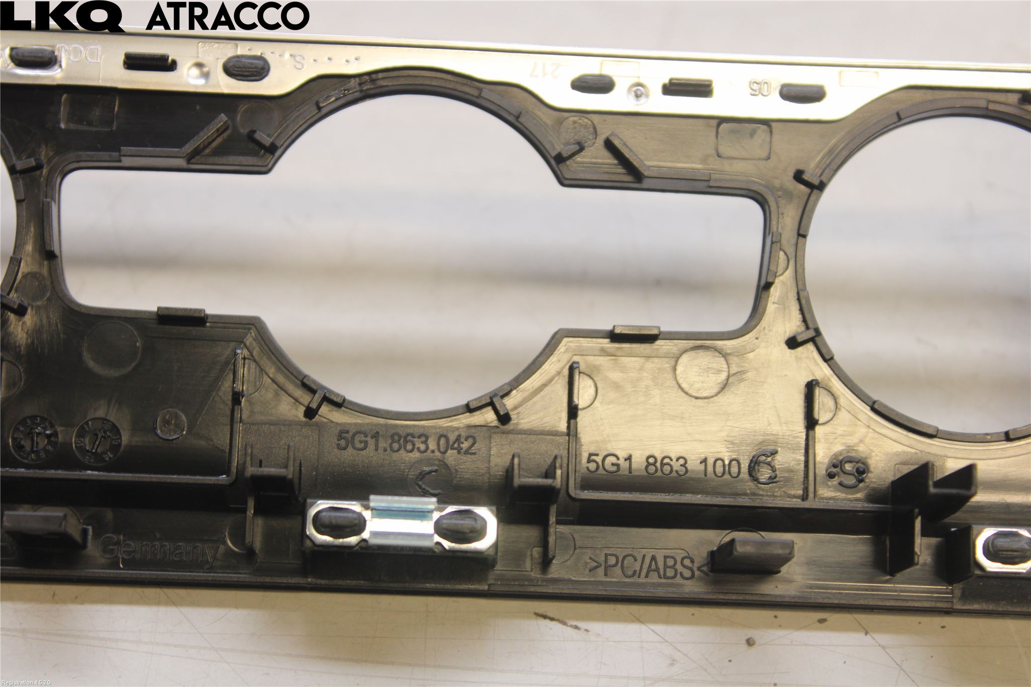 Volkswagen VW GOLF / E-GOLF VII 13-20 Instrument-Radio Sarg