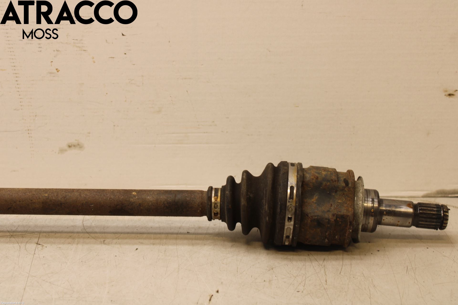 Toyota RAV4 13-18 Drivaxel Bak Höger