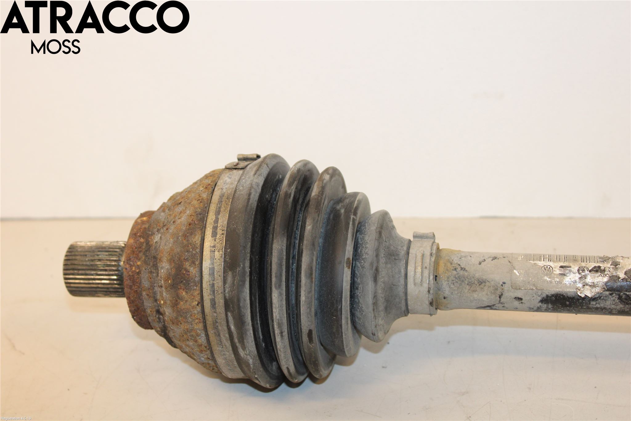 Audi Q3 8U 12-18 Drivaxel Fram Höger