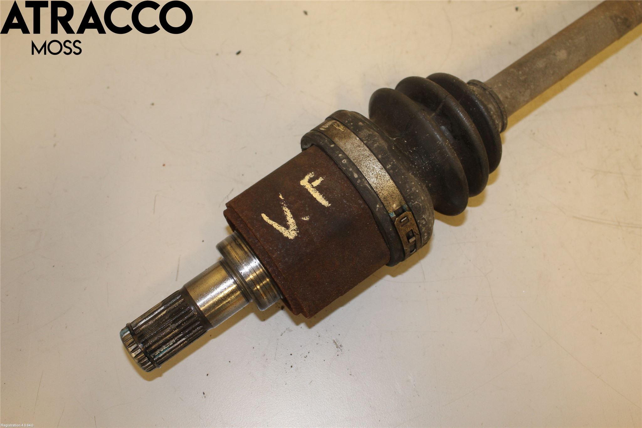 Hyundai IONIQ AE 17-22 Drivaxel Fram Vänster