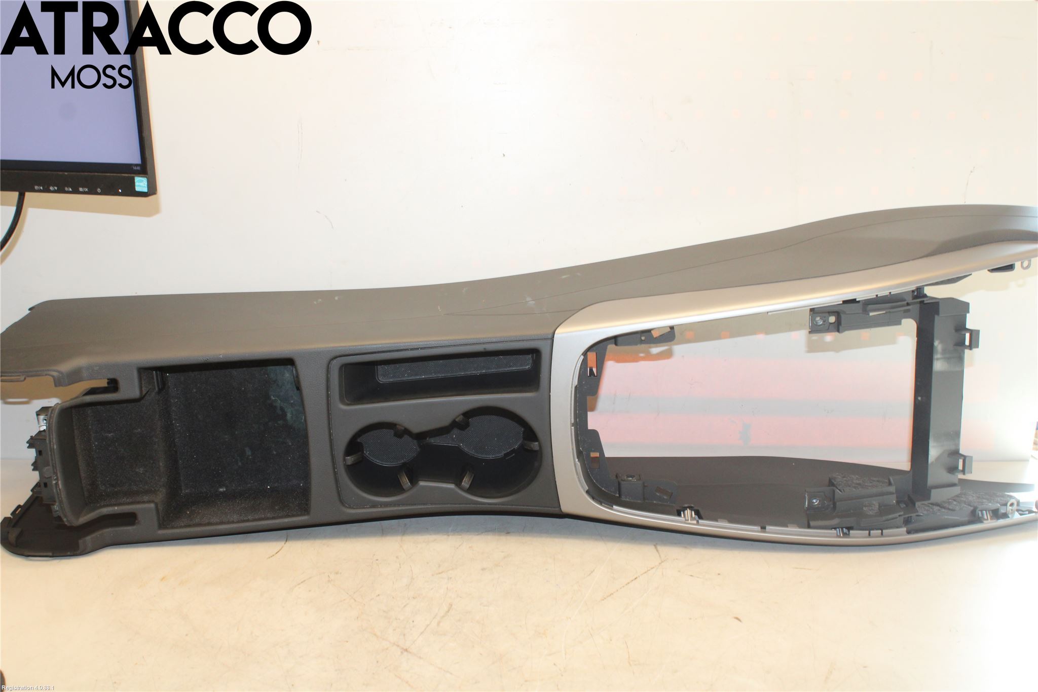 Audi A4/S4 08-11 Instrumentkonsoll Golv