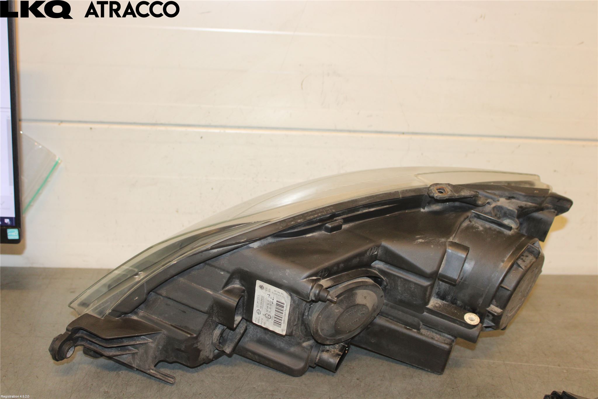 Volkswagen VW GOLF PLUS/CROSS GOLF 04-14 Strålkastare Höger