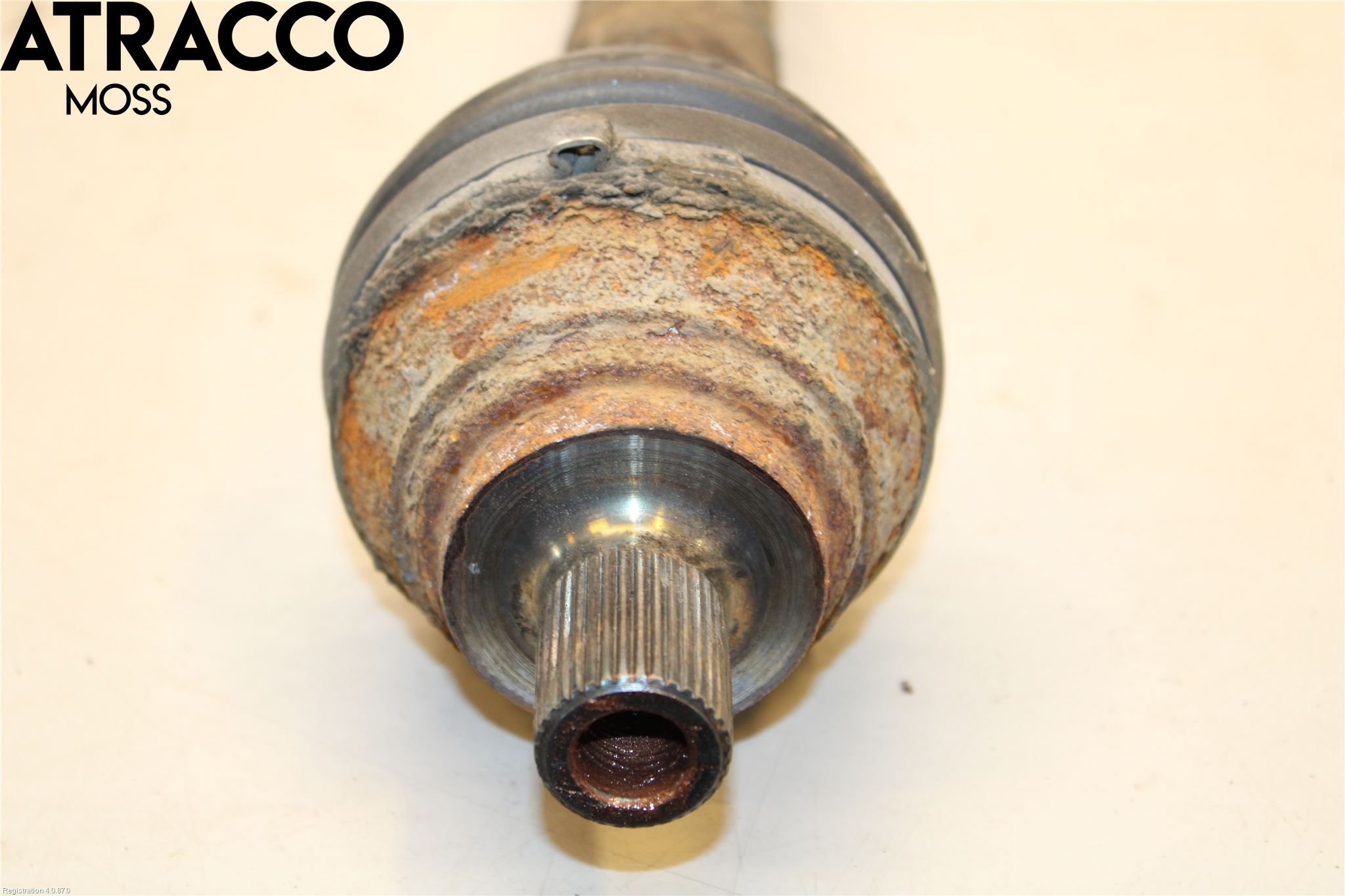 Volkswagen VW GOLF VI 09-13 Drivaxel Fram Höger