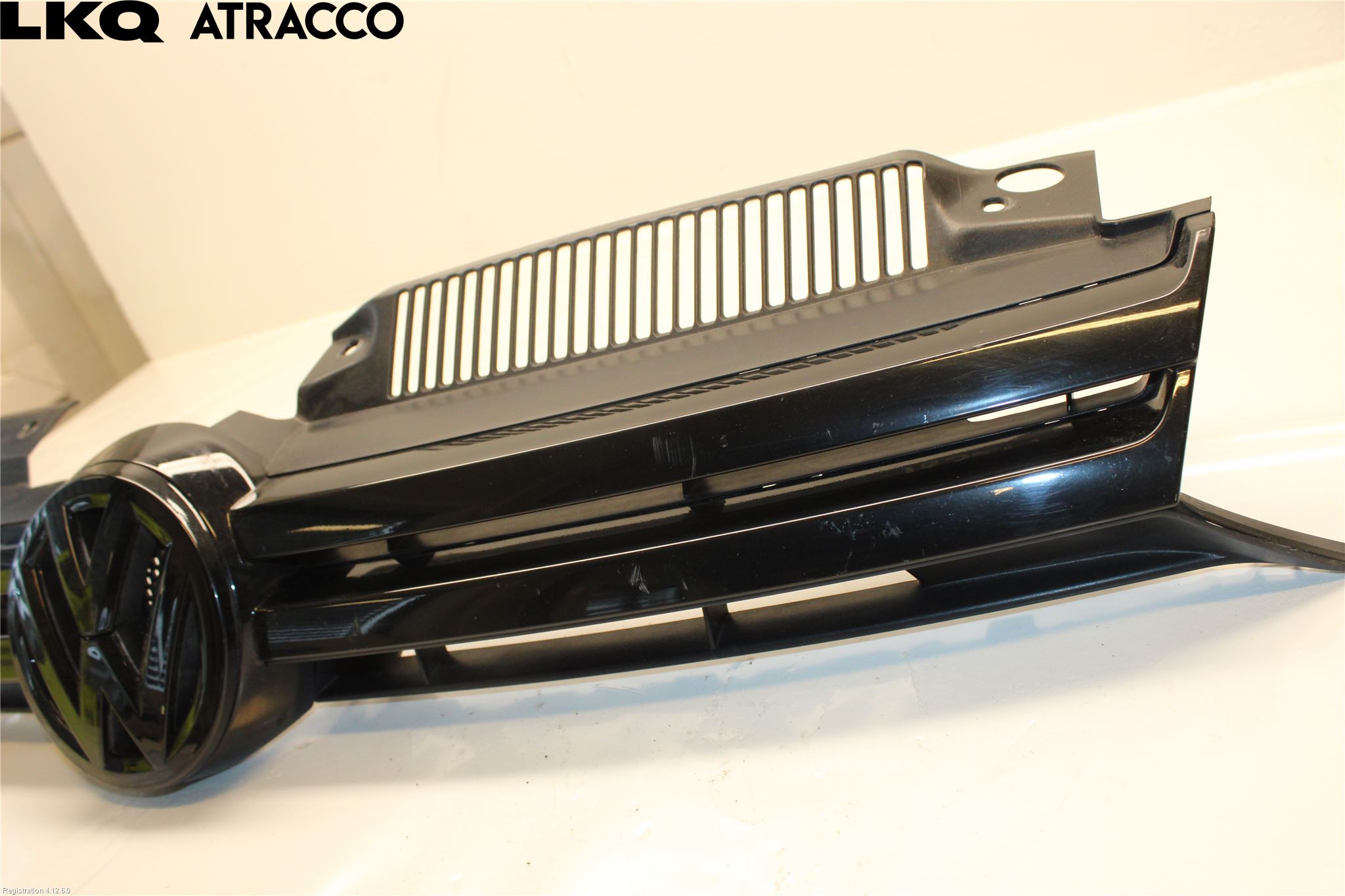 Volkswagen VW GOLF VI 09-13 Grill Komp
