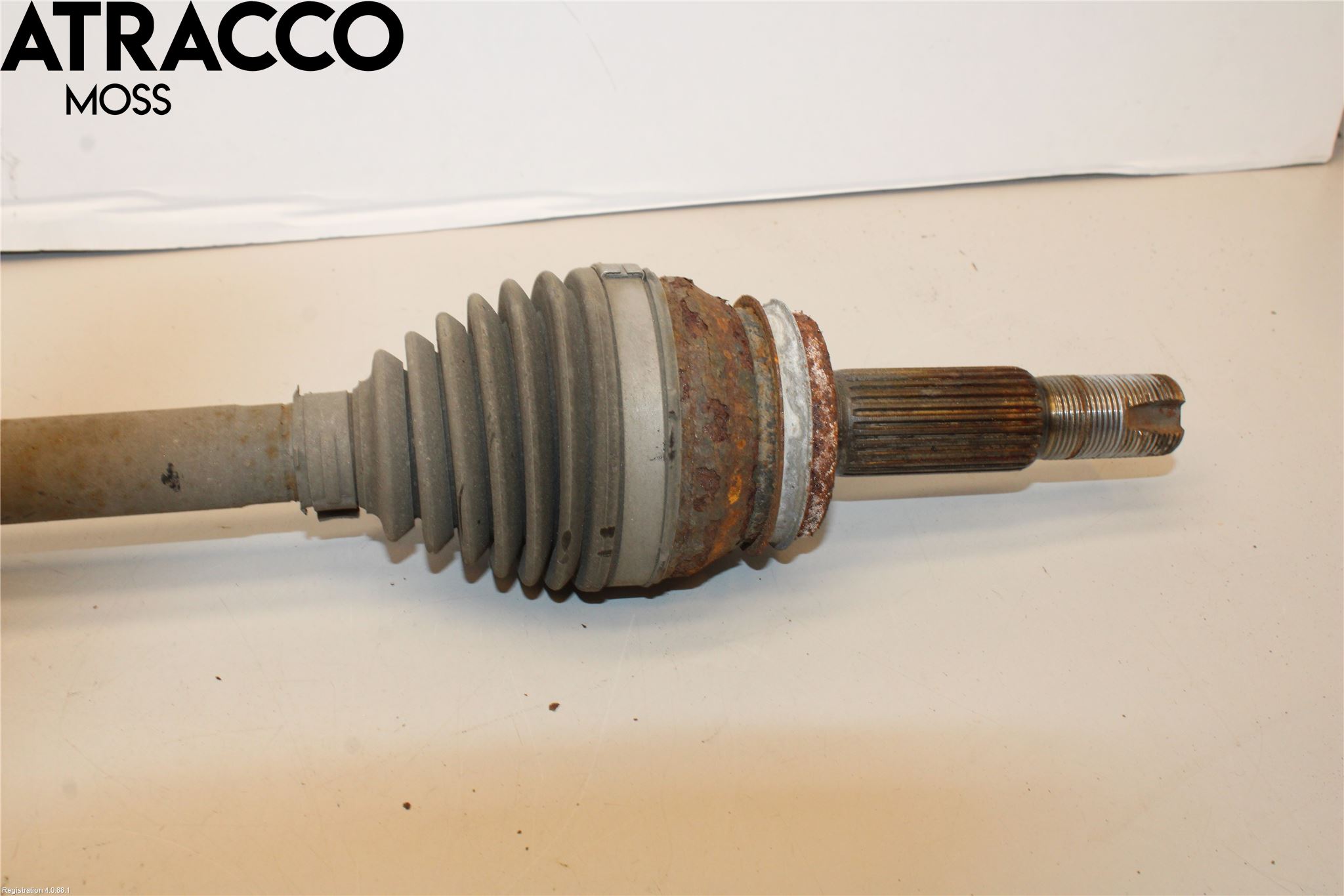 Toyota RAV4 19- Drivaxel Bak Höger