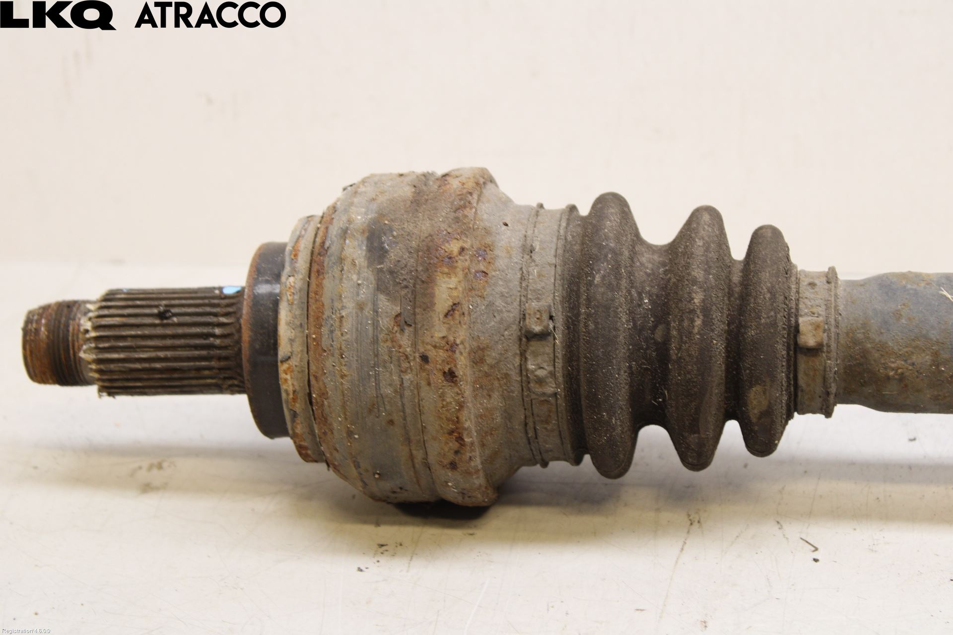 BMW 3 E90/91 SED/TOU 05-12 Drivaxel Bak Höger
