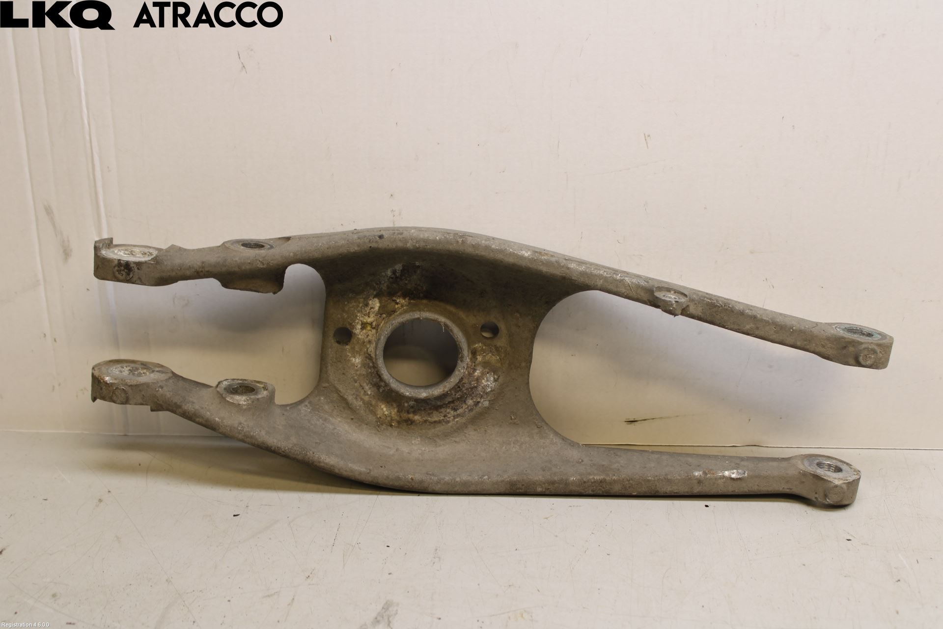 BMW 3 E90/91 SED/TOU 05-12 Bärarm Bak Vänster