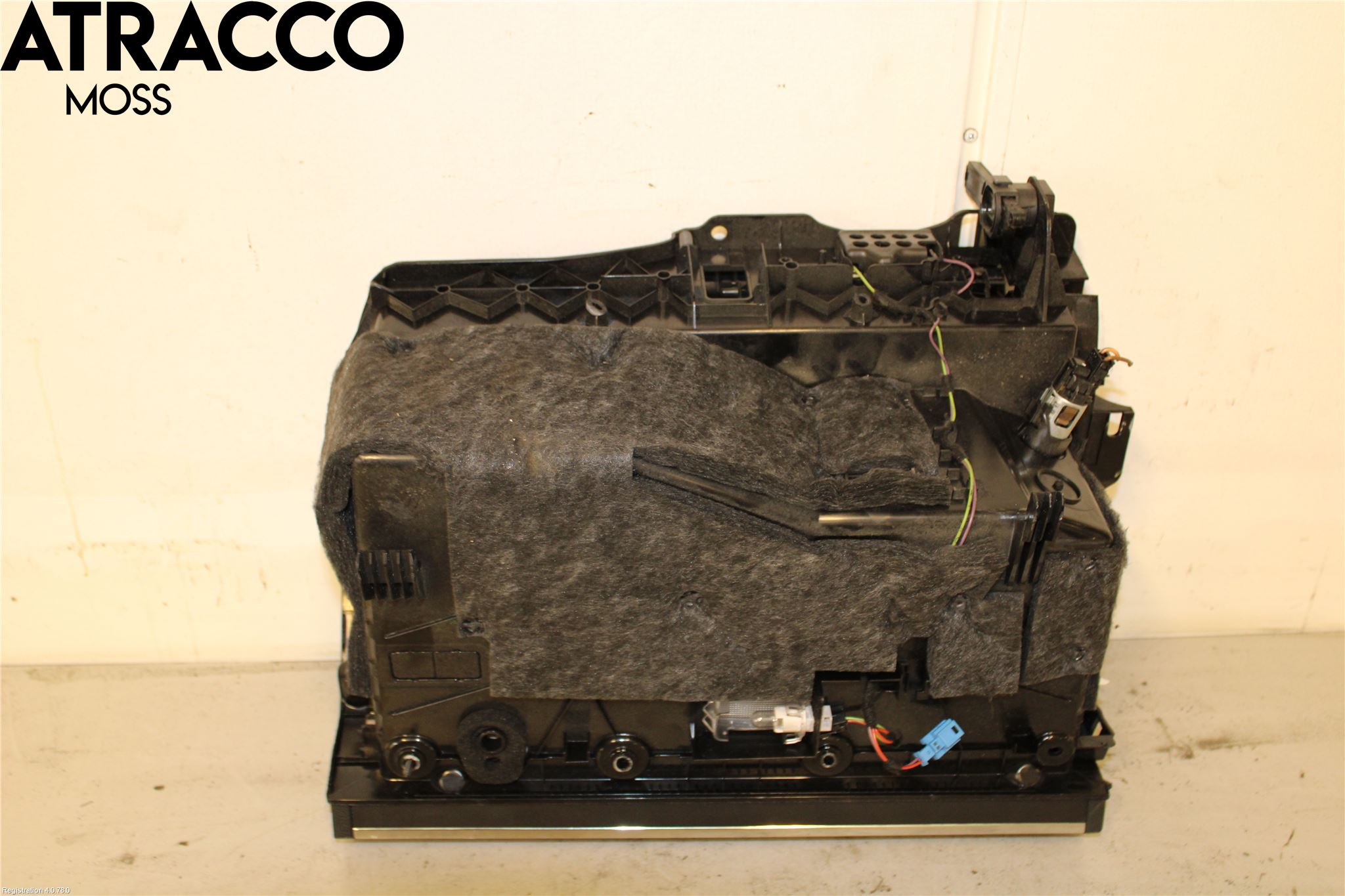 Mercedes-Benz MB C-KLASS (W204) 07-15 Handskfack