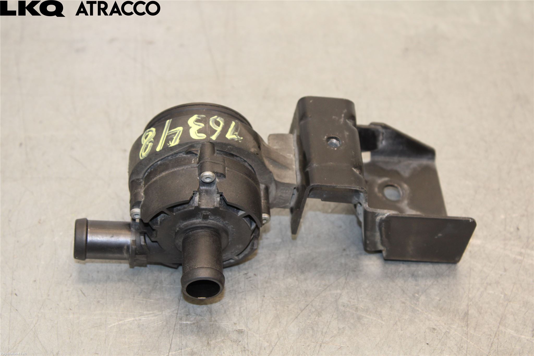 Nissan NP300 Vattenpump