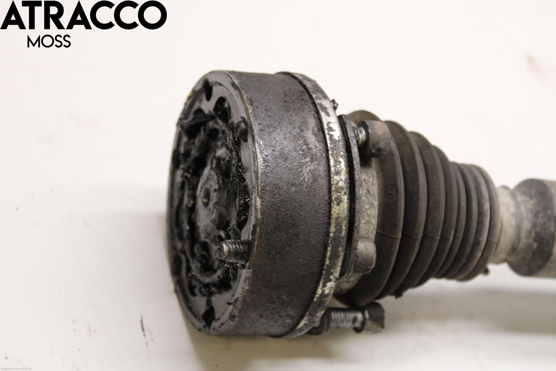 Audi A3/S3 05-13 Drivaxel Fram Höger