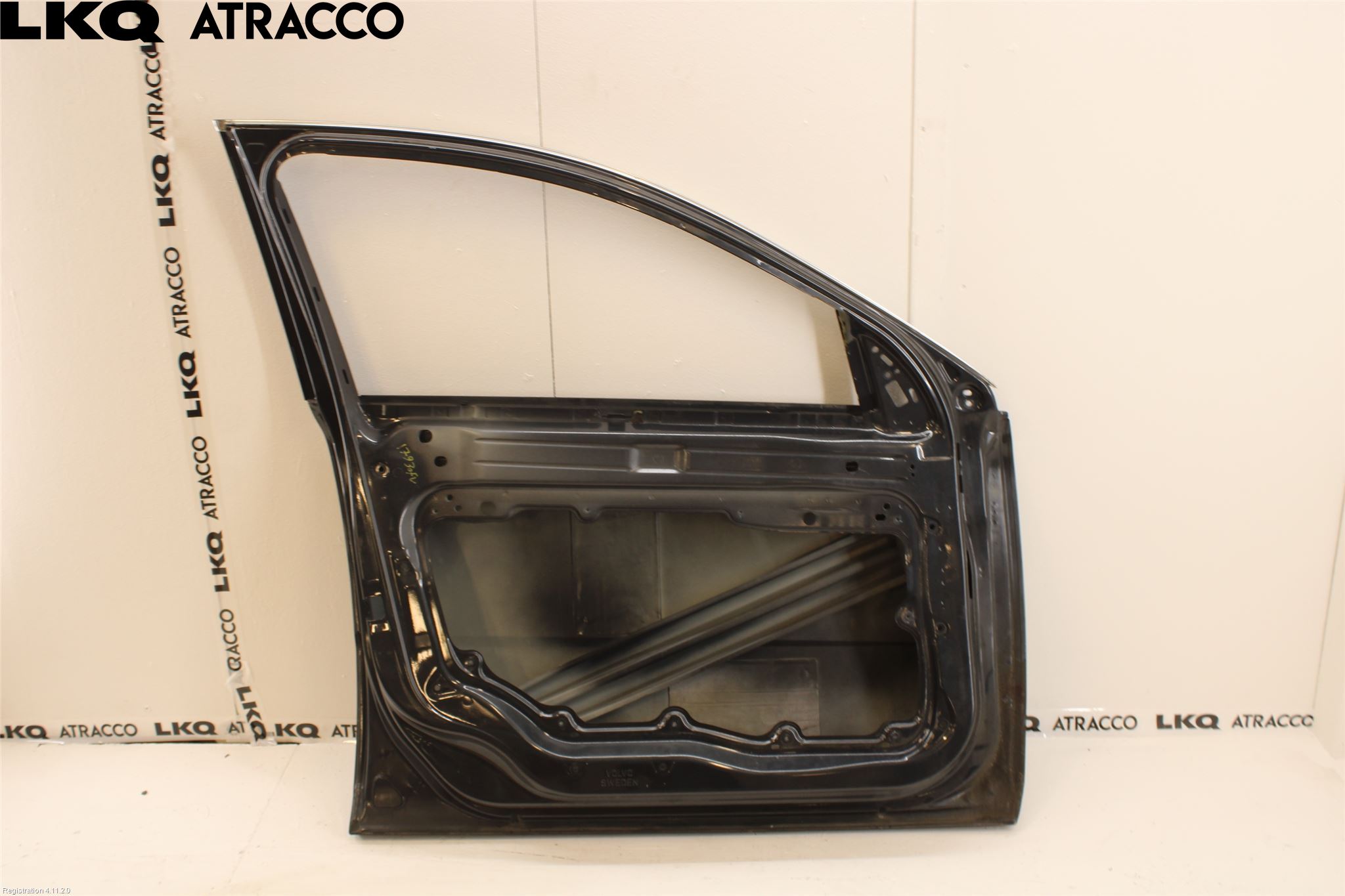 Volvo V70 08-13 Dörr Fram Vänster