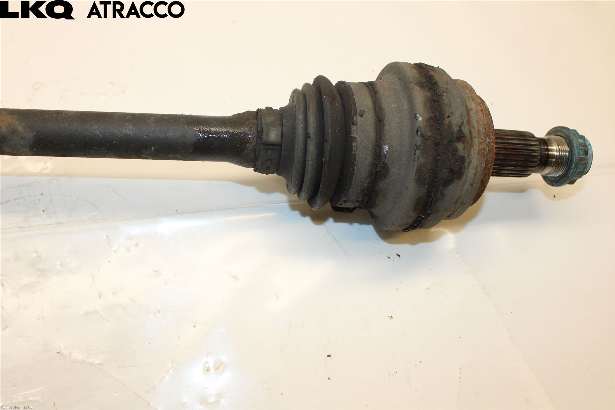 Mercedes-Benz MB C-KLASS (W205) 14-21 Drivaxel Bak Höger