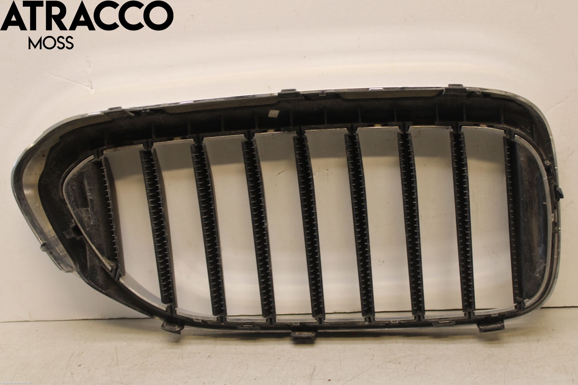 BMW 5 G30/G31/F90 17-23 Grilldel Vänster