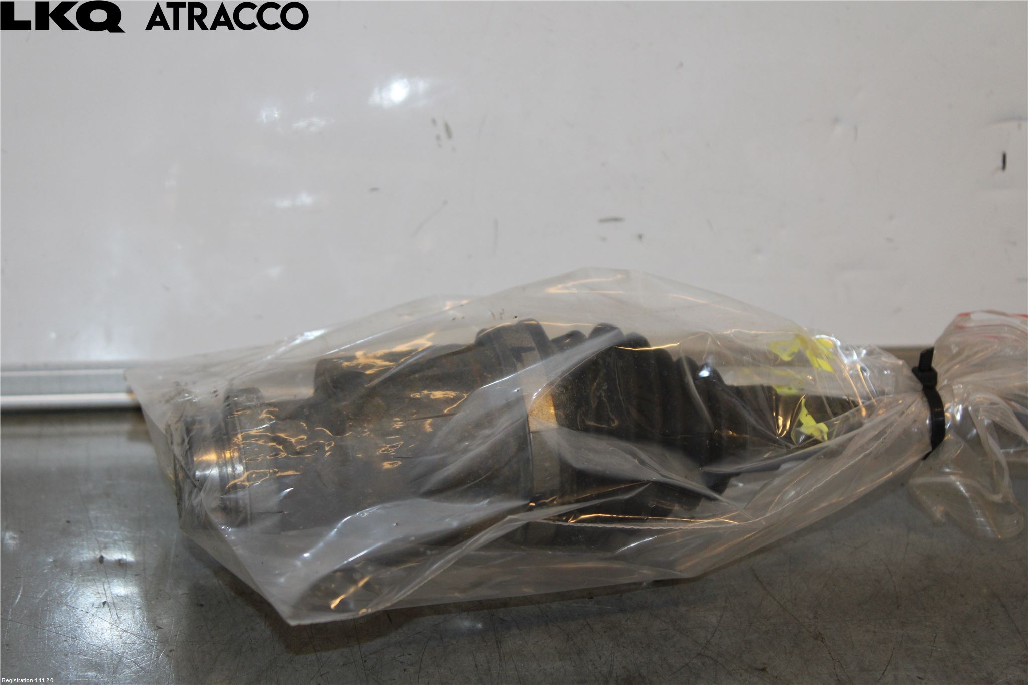 Suzuki SWIFT 17-24 Drivaxel Fram Vänster