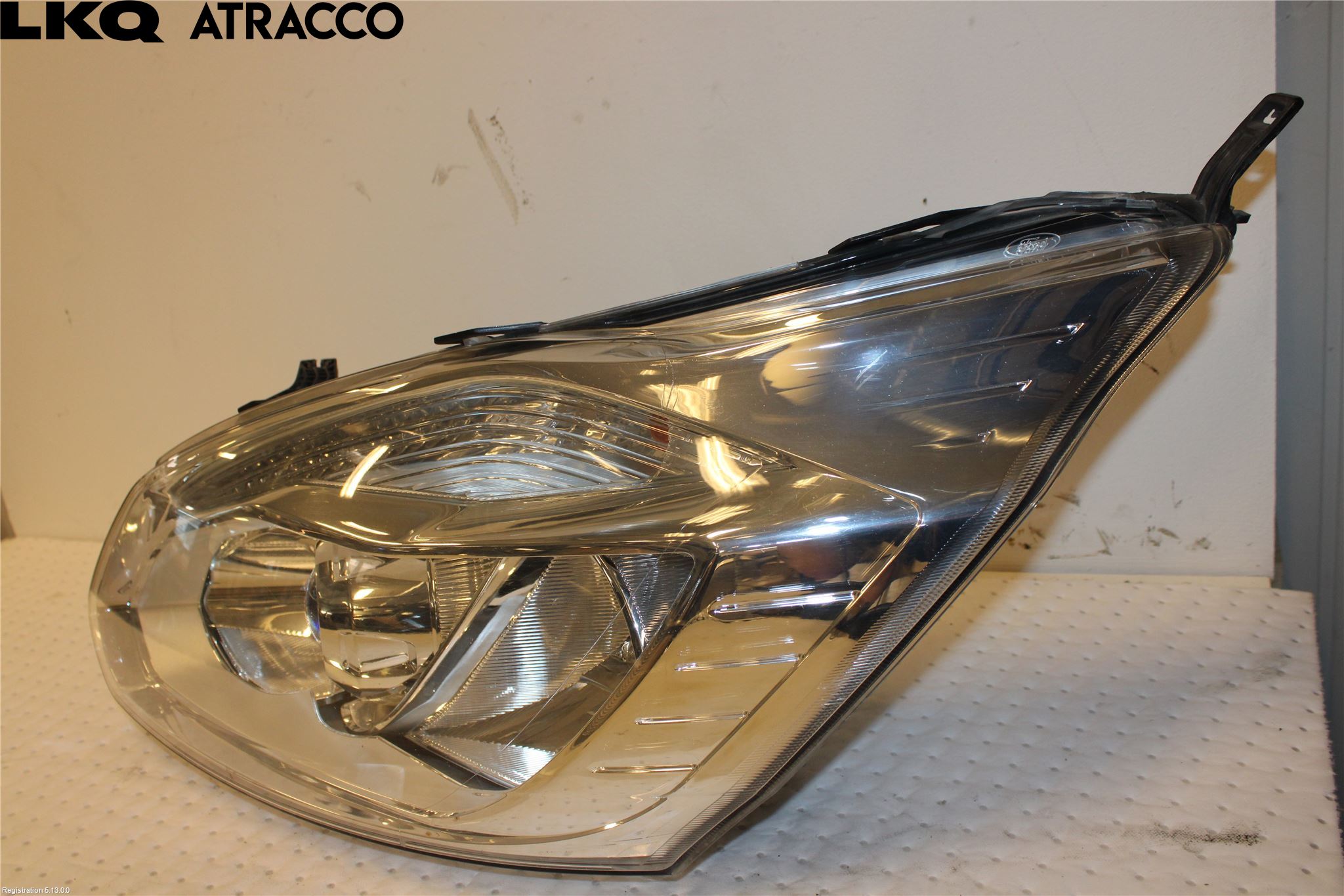 Ford TRANSIT SKÅP/BUSS 14-22 Strålkastare Vänster