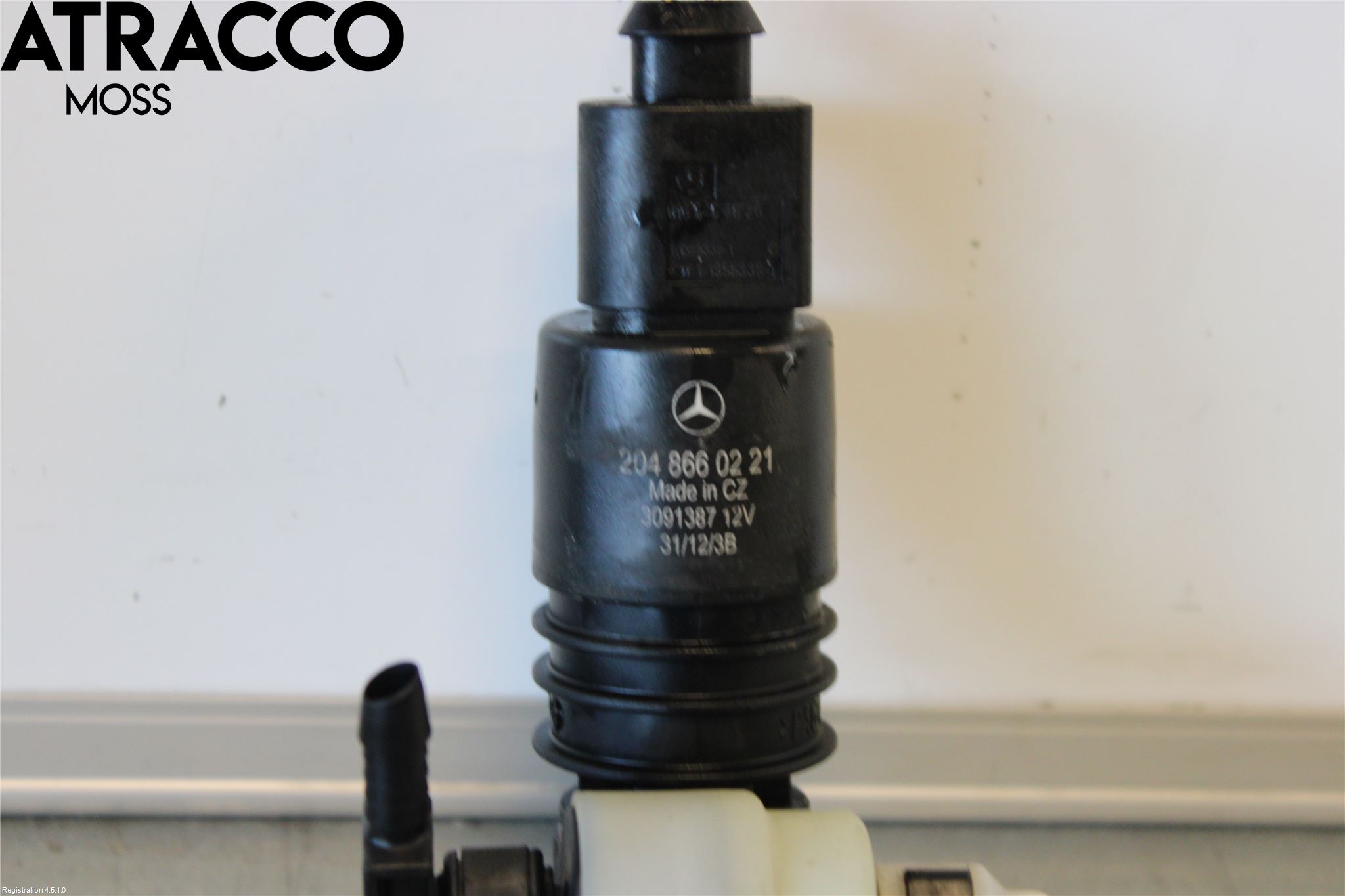 Mercedes-Benz MB E-KLASS (W212) 09-16 Spolarpump Vindruta
