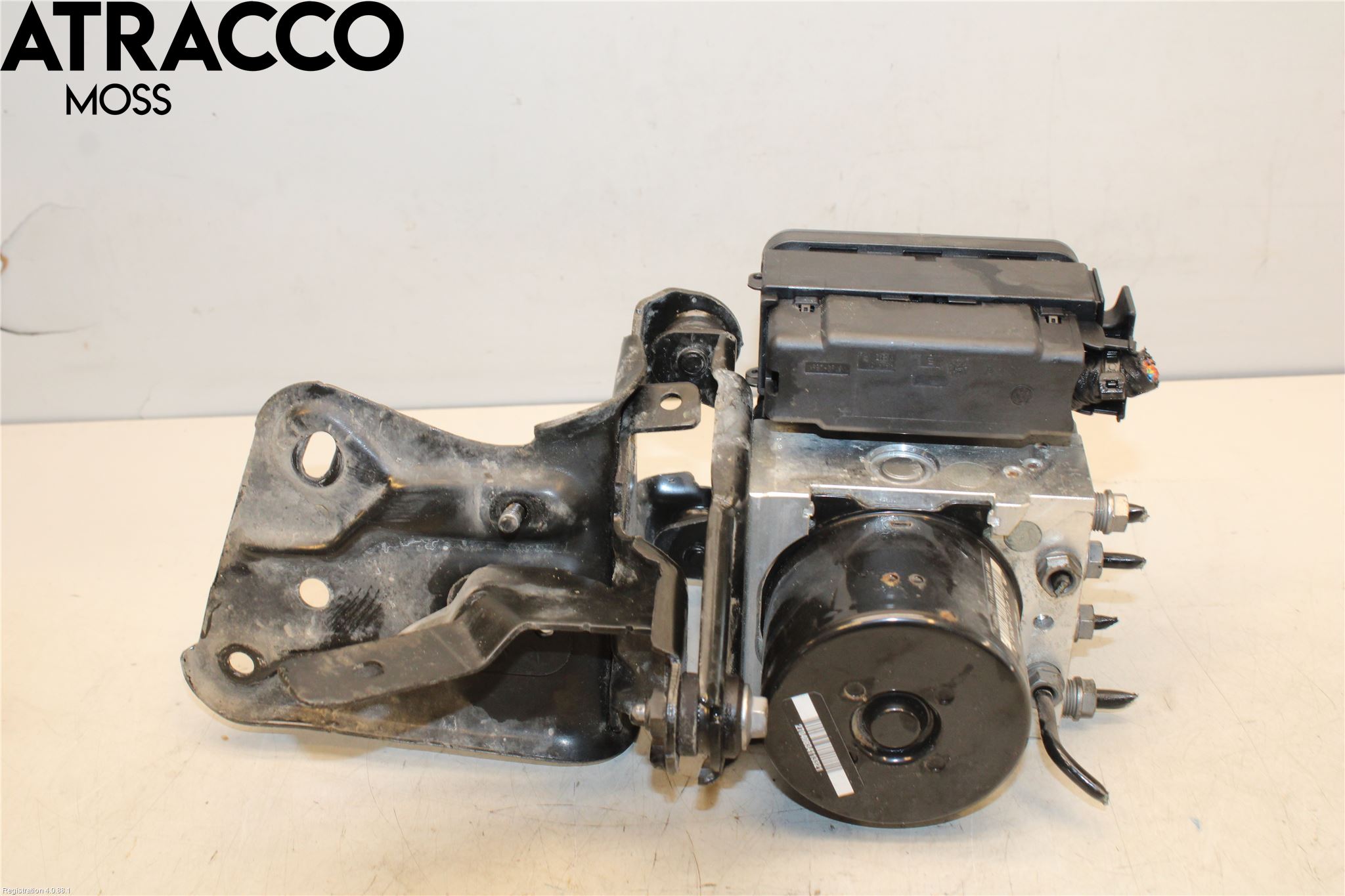Volkswagen VW GOLF VI 09-13 Abs Hydraulaggregat