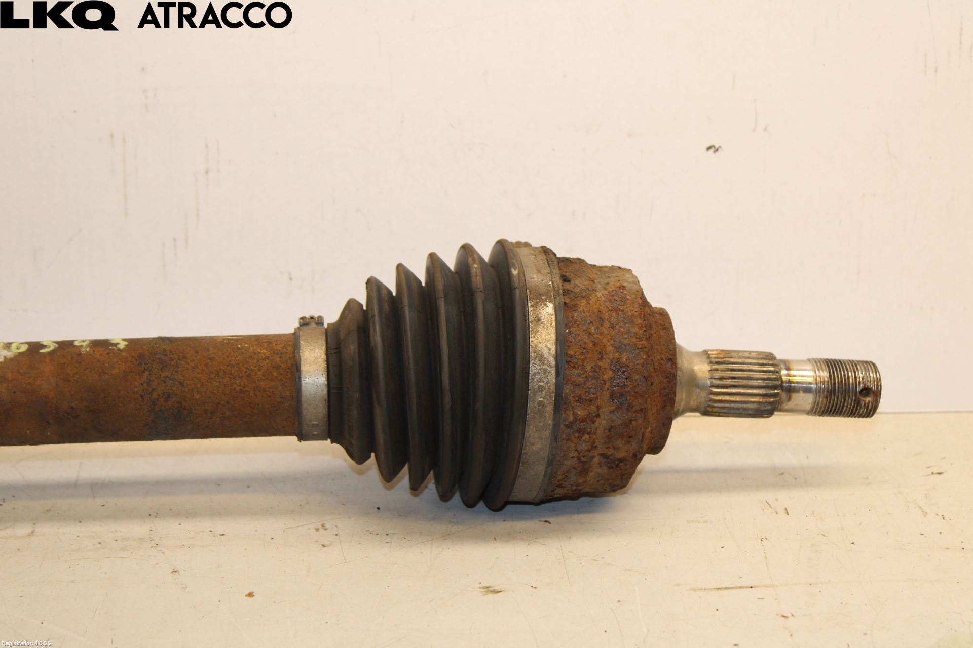 Peugeot 307     05-08 Drivaxel Fram Vänster
