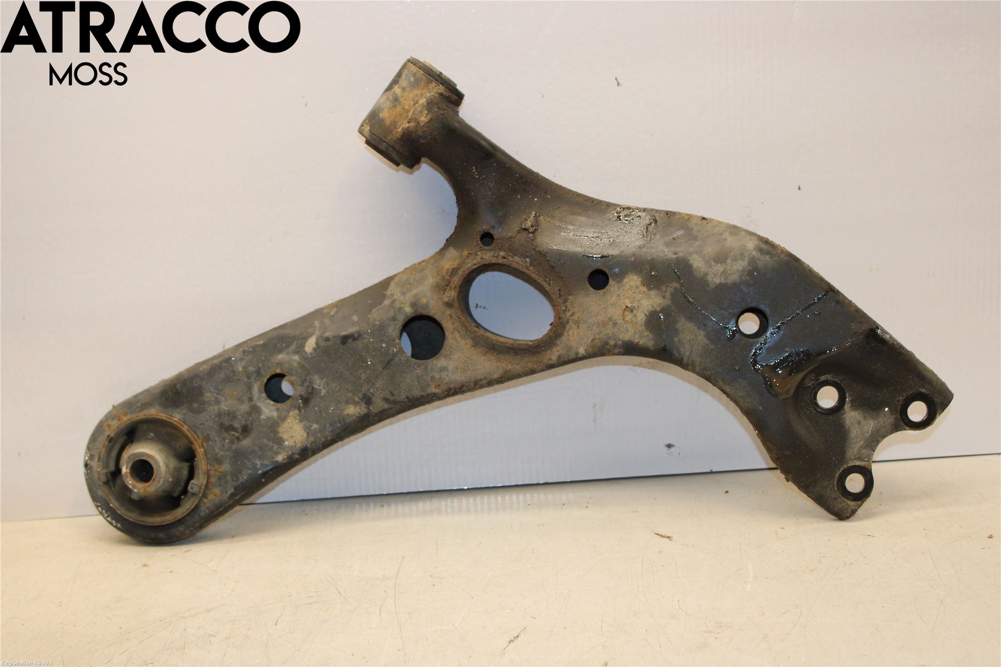 Toyota RAV4 13-18 Bärarm Fram Undre Hö