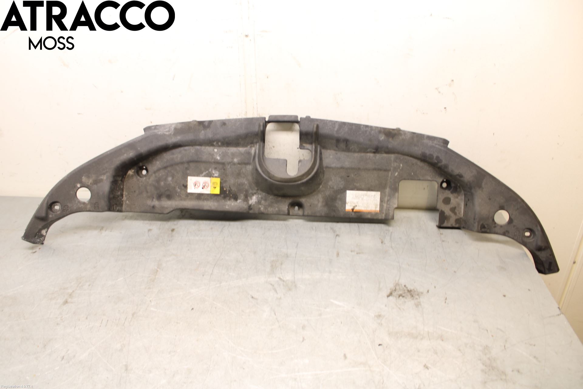Toyota PRIUS (ZVW50) 16-21 Täckplast Front