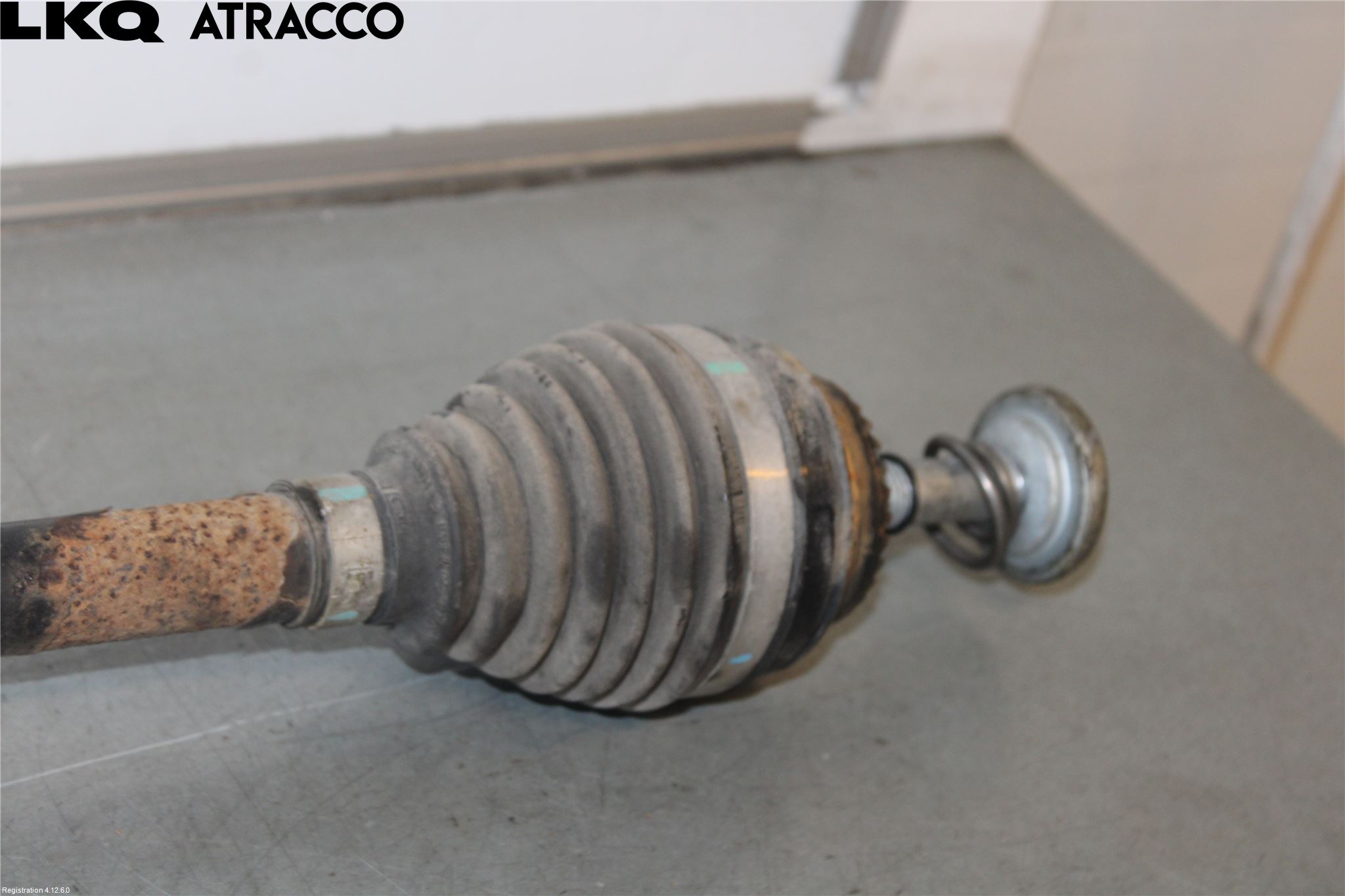 BMW 2 F45 Active Tourer 14-21 Drivaxel Bak Vänster
