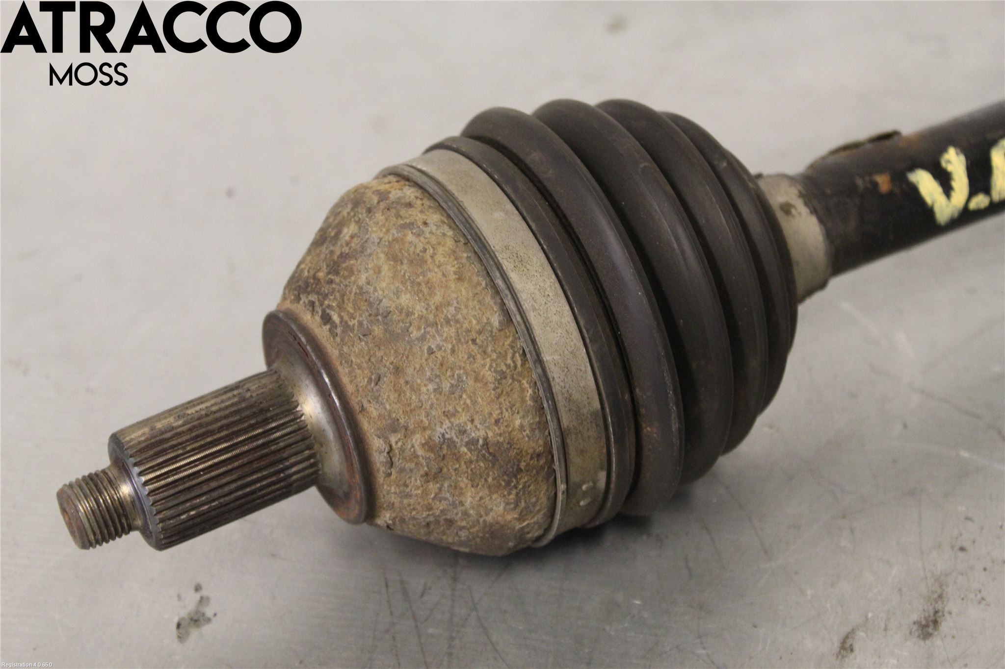 Volkswagen VW POLO 10-17 Drivaxel Fram Vänster