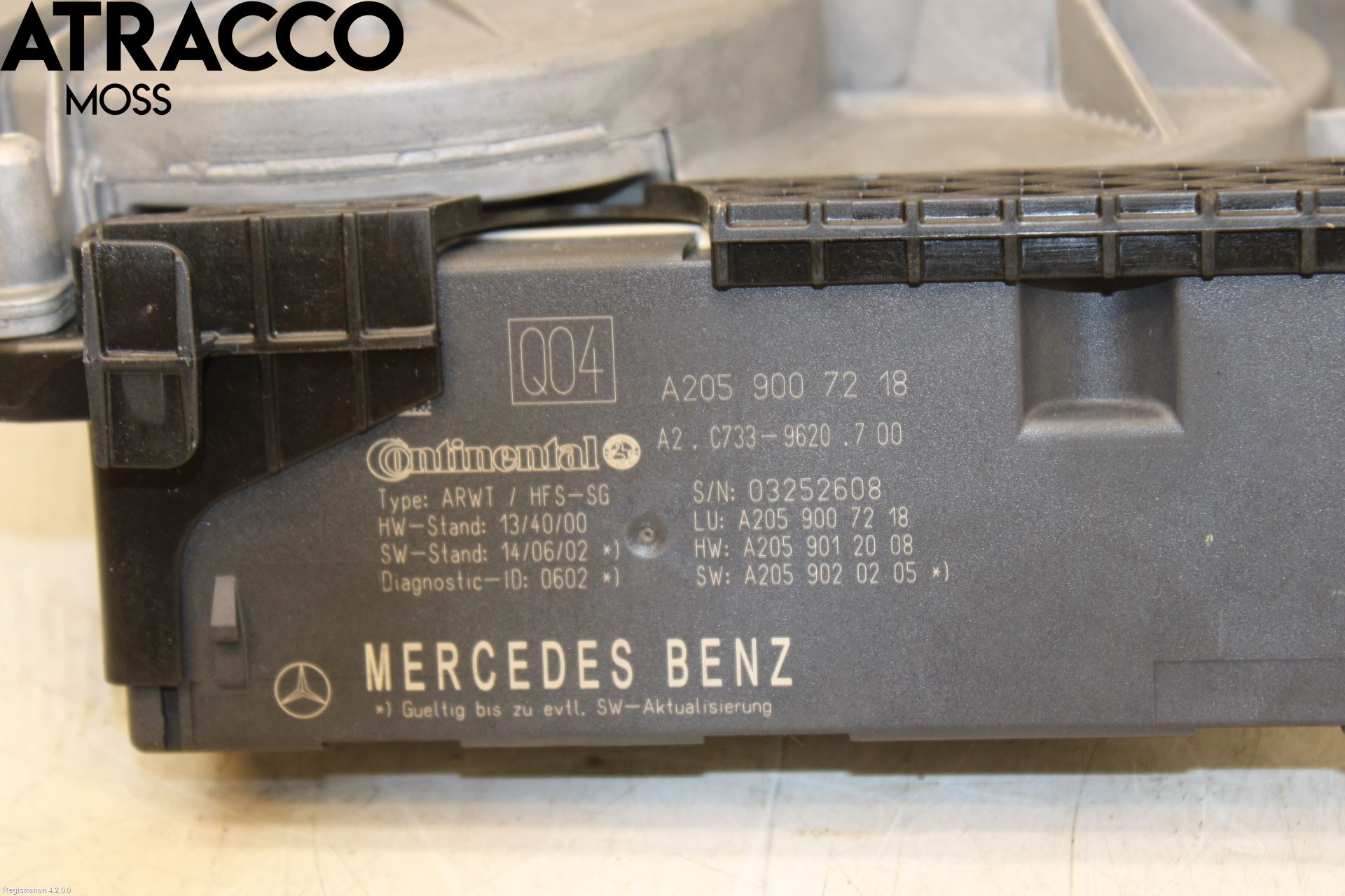 Mercedes-Benz MB C-KLASS (W205) 14-21 Bakluckeöppnare Automatisk