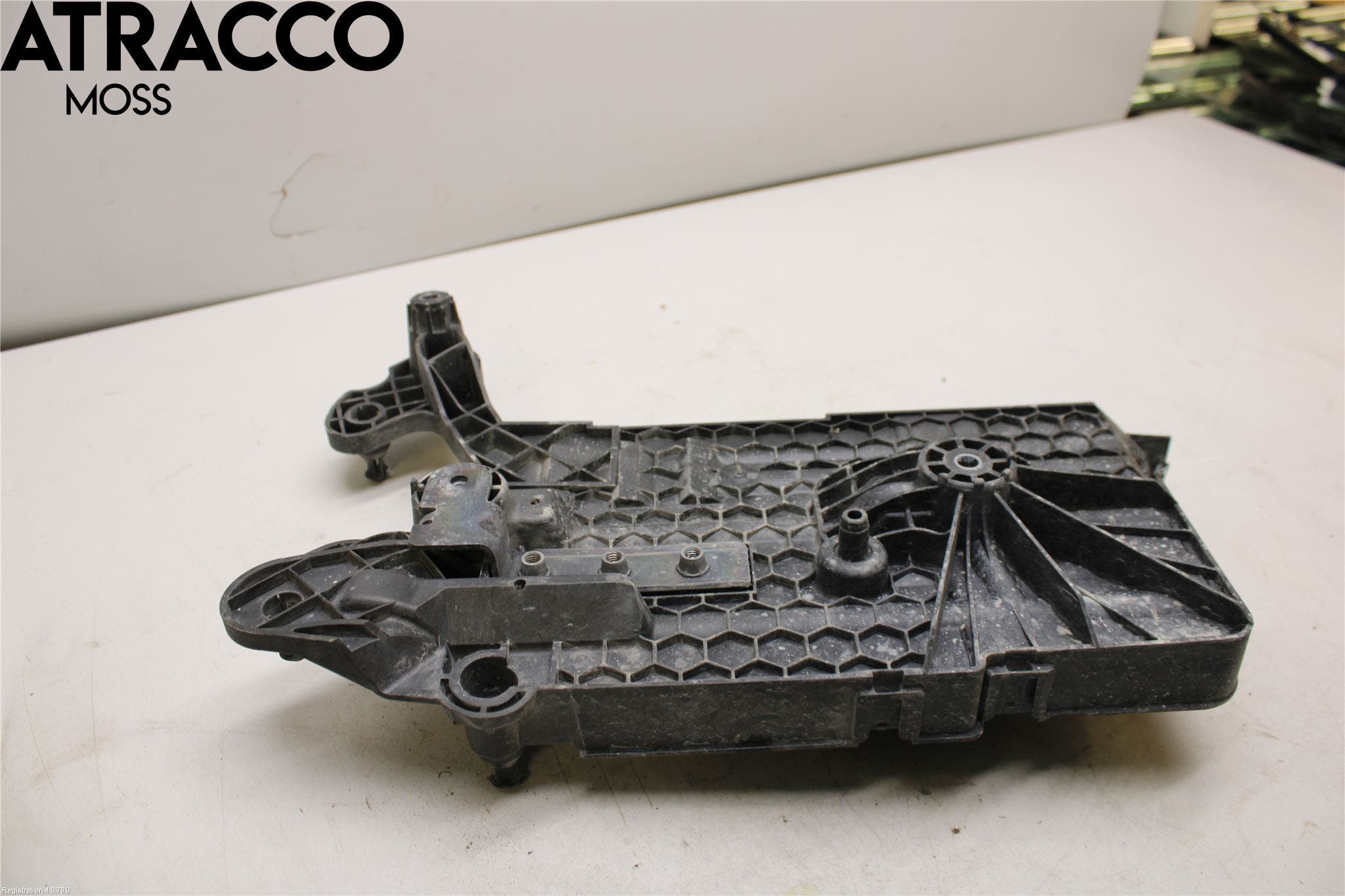Volkswagen VW GOLF / E-GOLF VII 13-20 Batterilåda-Fäste-Hållare