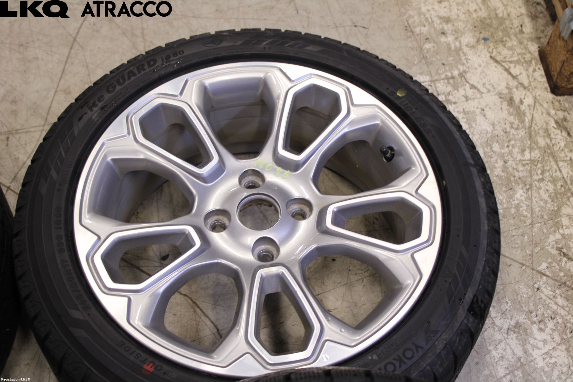 Ford ECOSPORT 17- Vinterdäck Alumfälg 4St