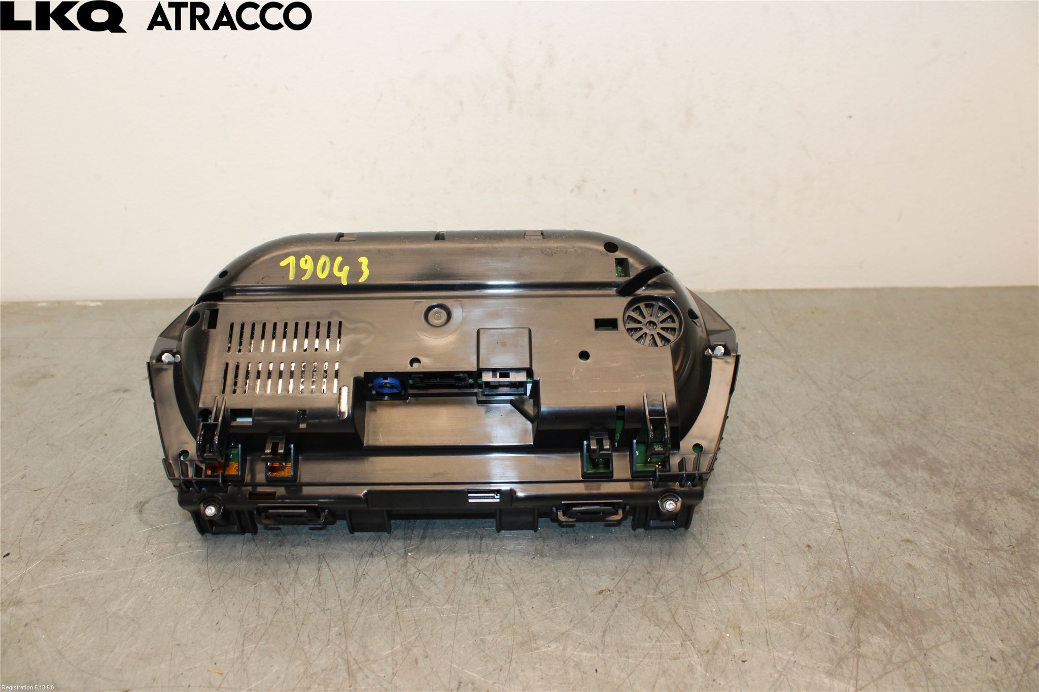 BMW 2 F45 Active Tourer 14-21 Instrument Hast