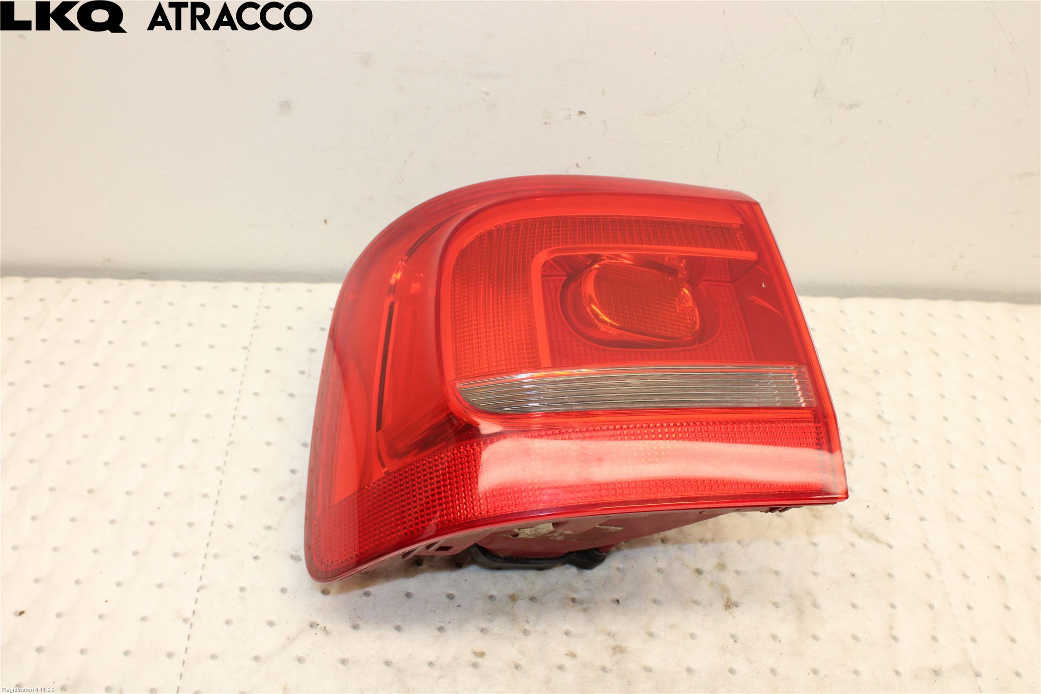 Volkswagen VW TOURAN 10-15 Bakljus Vänster