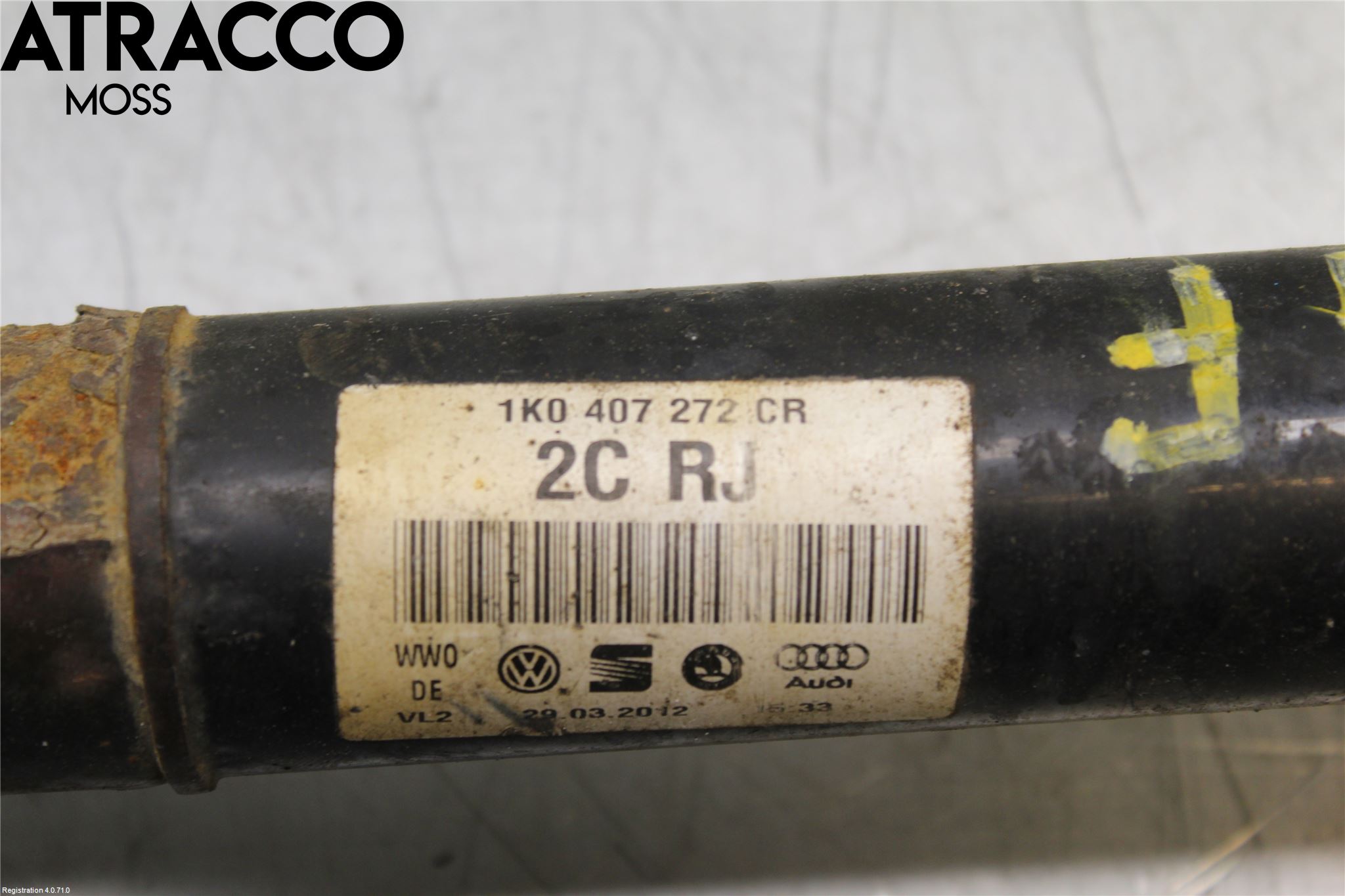 Volkswagen VW CADDY 11-15 Drivaxel Fram Höger