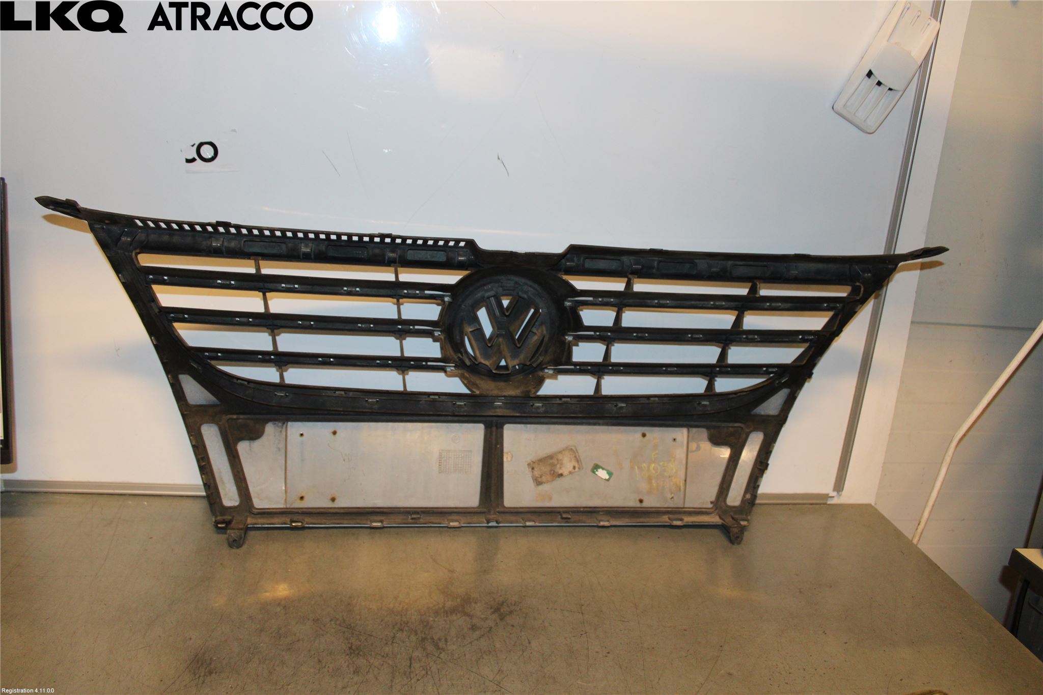 Volkswagen VW TOURAN 03-10 Grill Komp