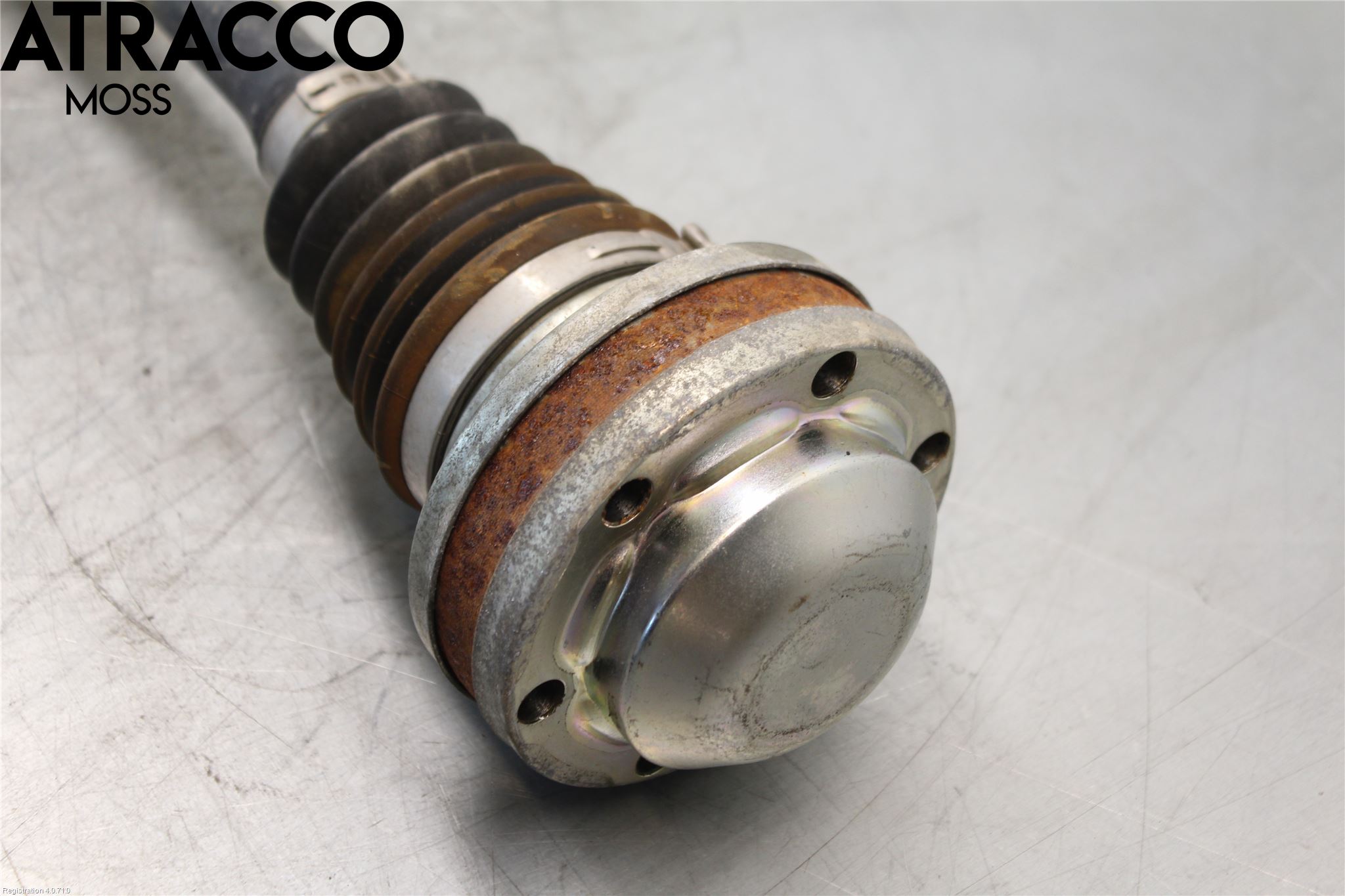 Volkswagen VW TIGUAN 16-24 Drivaxel Fram Vänster