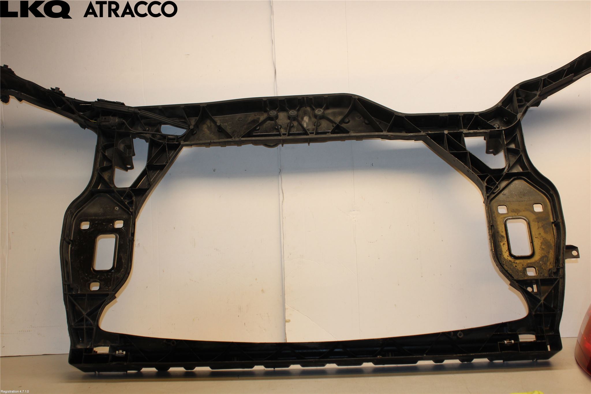 Audi Q5 09-16 Frontplåt