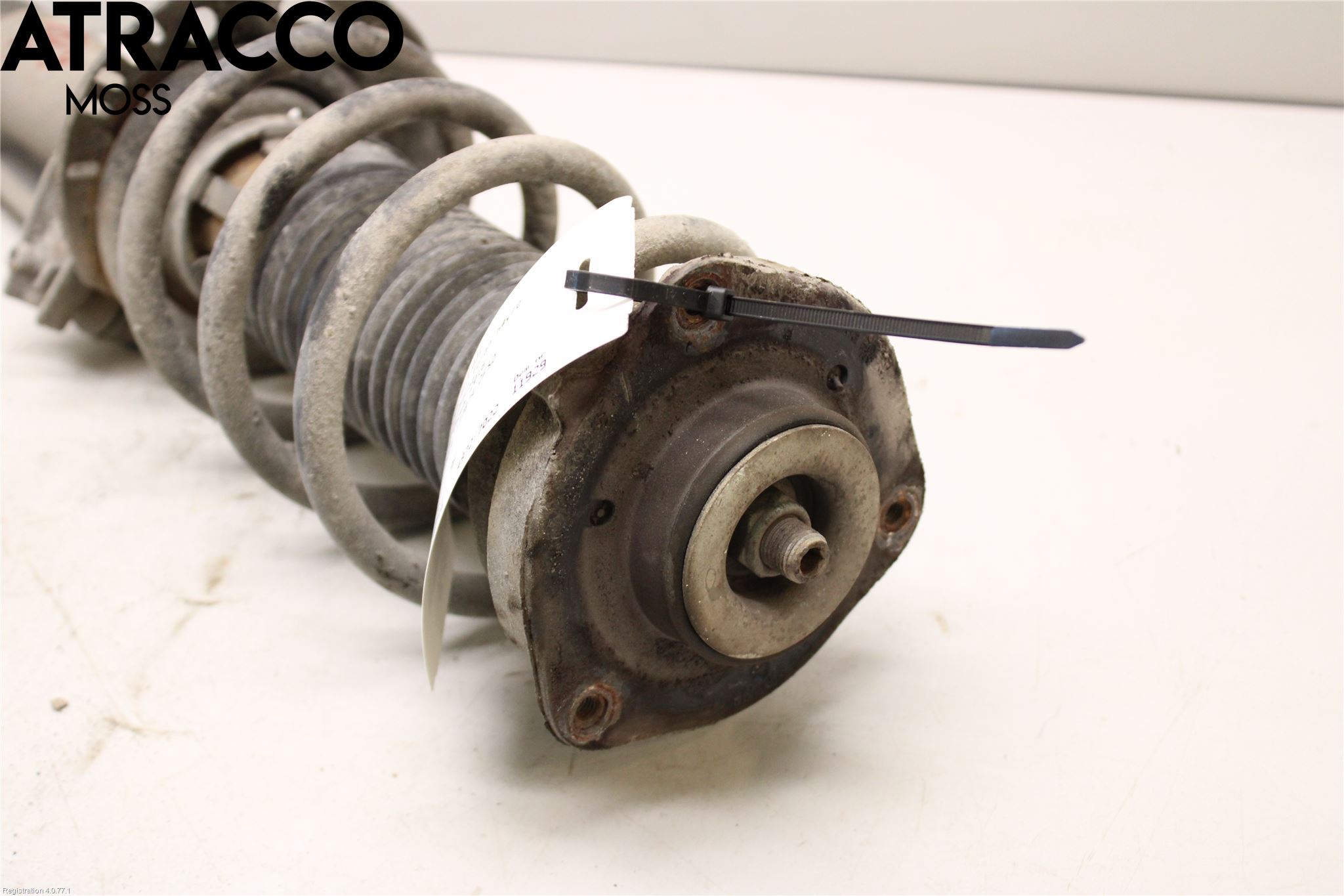 Volkswagen VW CADDY 16-20 Fjäderben Fram Höger