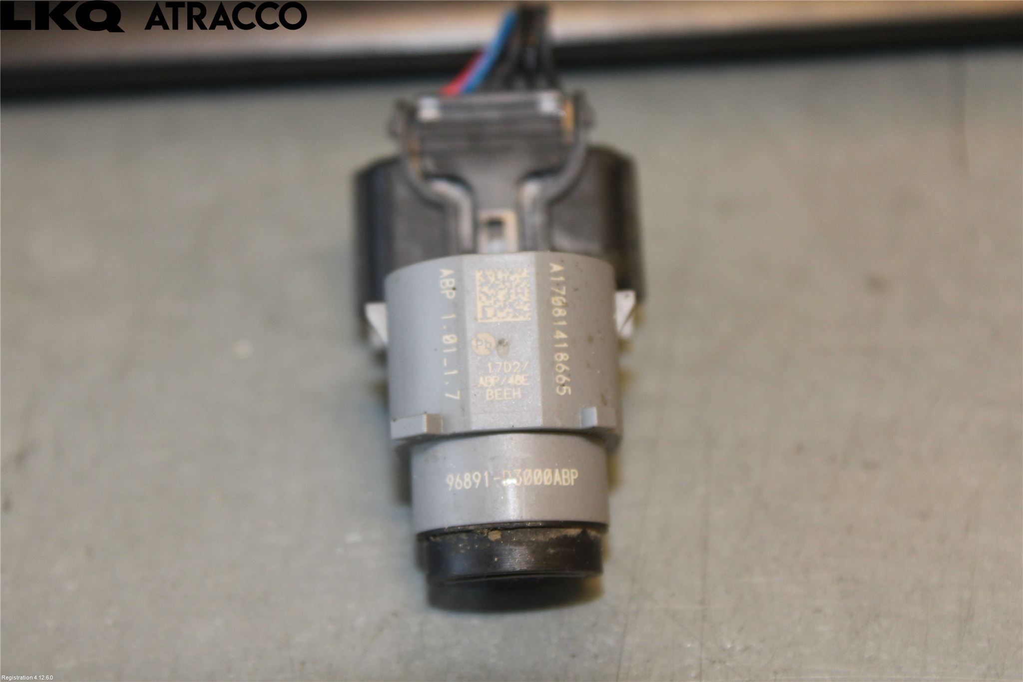 Kia OPTIMA 16-20 Parkeringshjälp Frontsensor