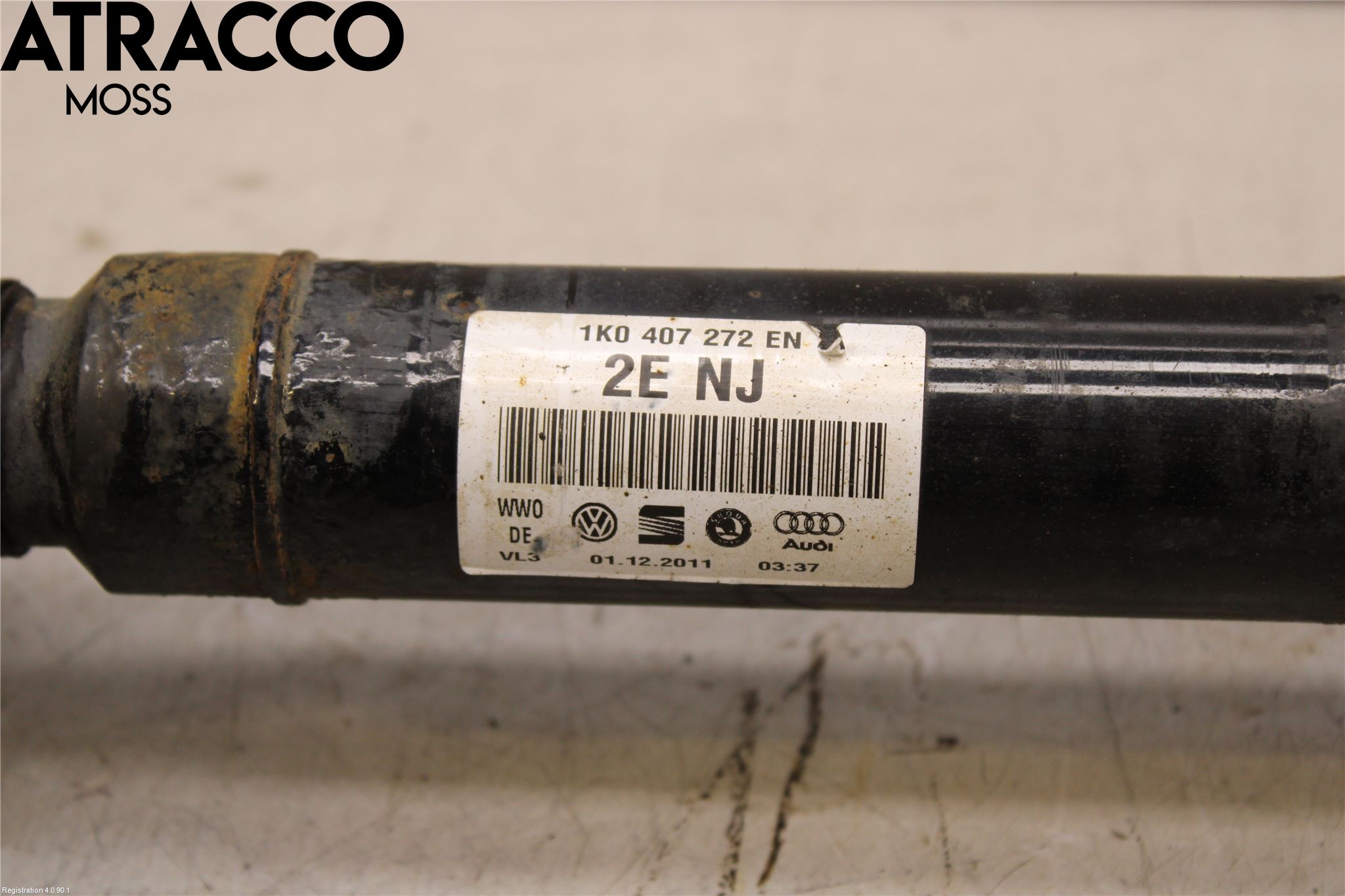 Volkswagen VW TOURAN 10-15 Drivaxel Fram Höger