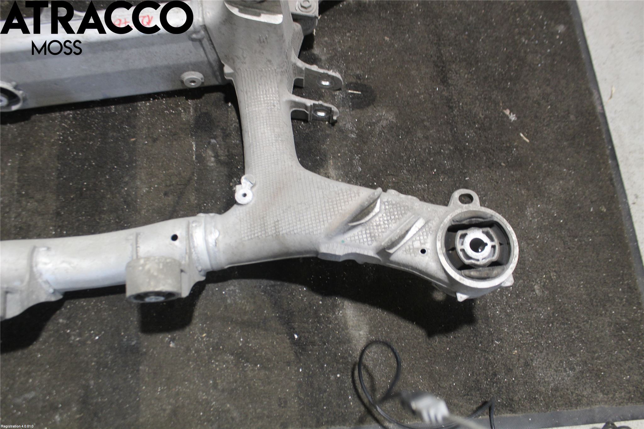 BMW 5 G30/G31/F90 17-23 Bakaxelbalk
