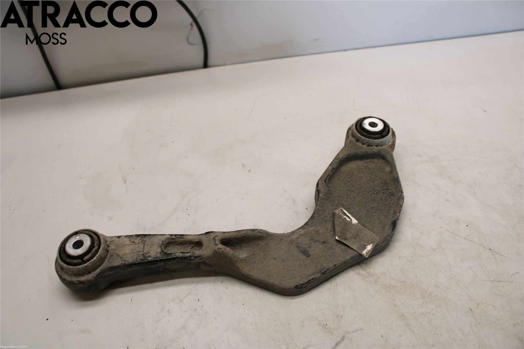 Volvo V60 19- Bärarm Bak Höger