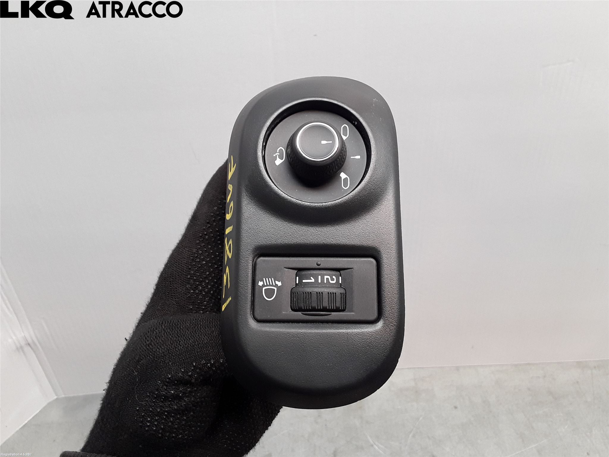 Citroen C4 CACTUS 14-20 Strömställare Spegel