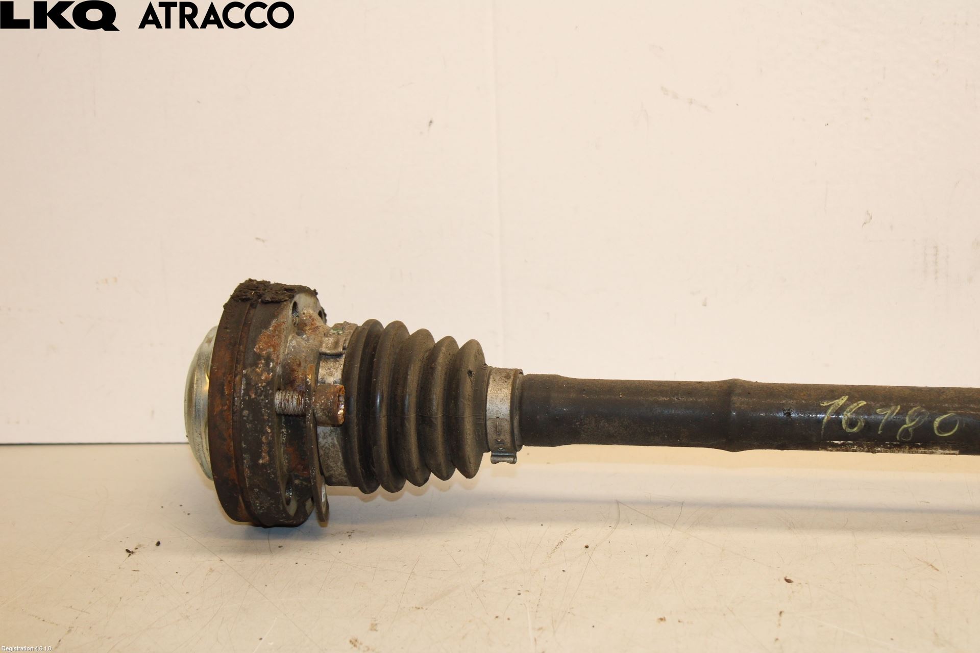 Volkswagen VW TRANSP/CARAVELLE (T5) 04-15 Drivaxel Bak Vänster