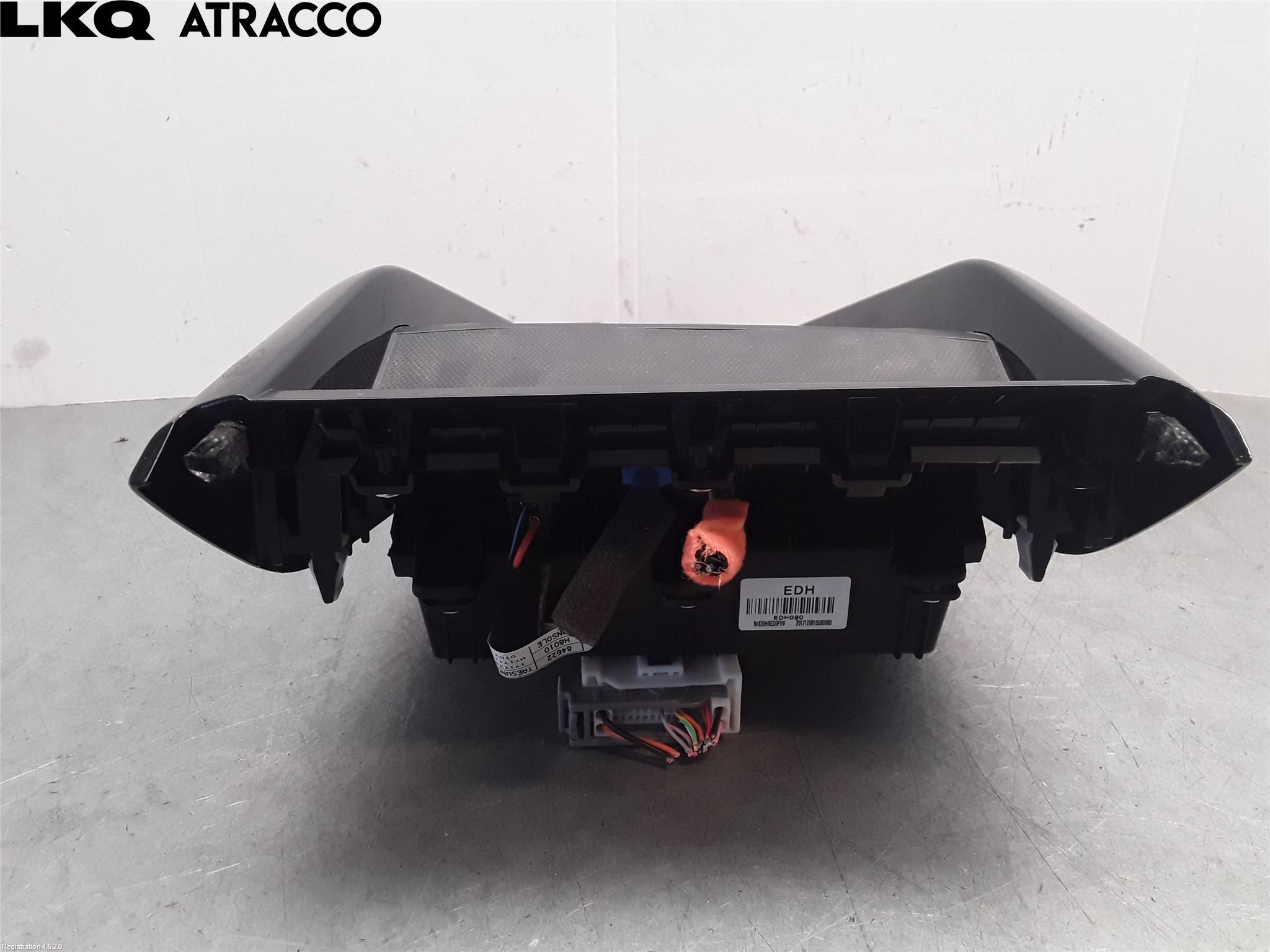 Kia STONIC 18->> Inr Tunnelfack