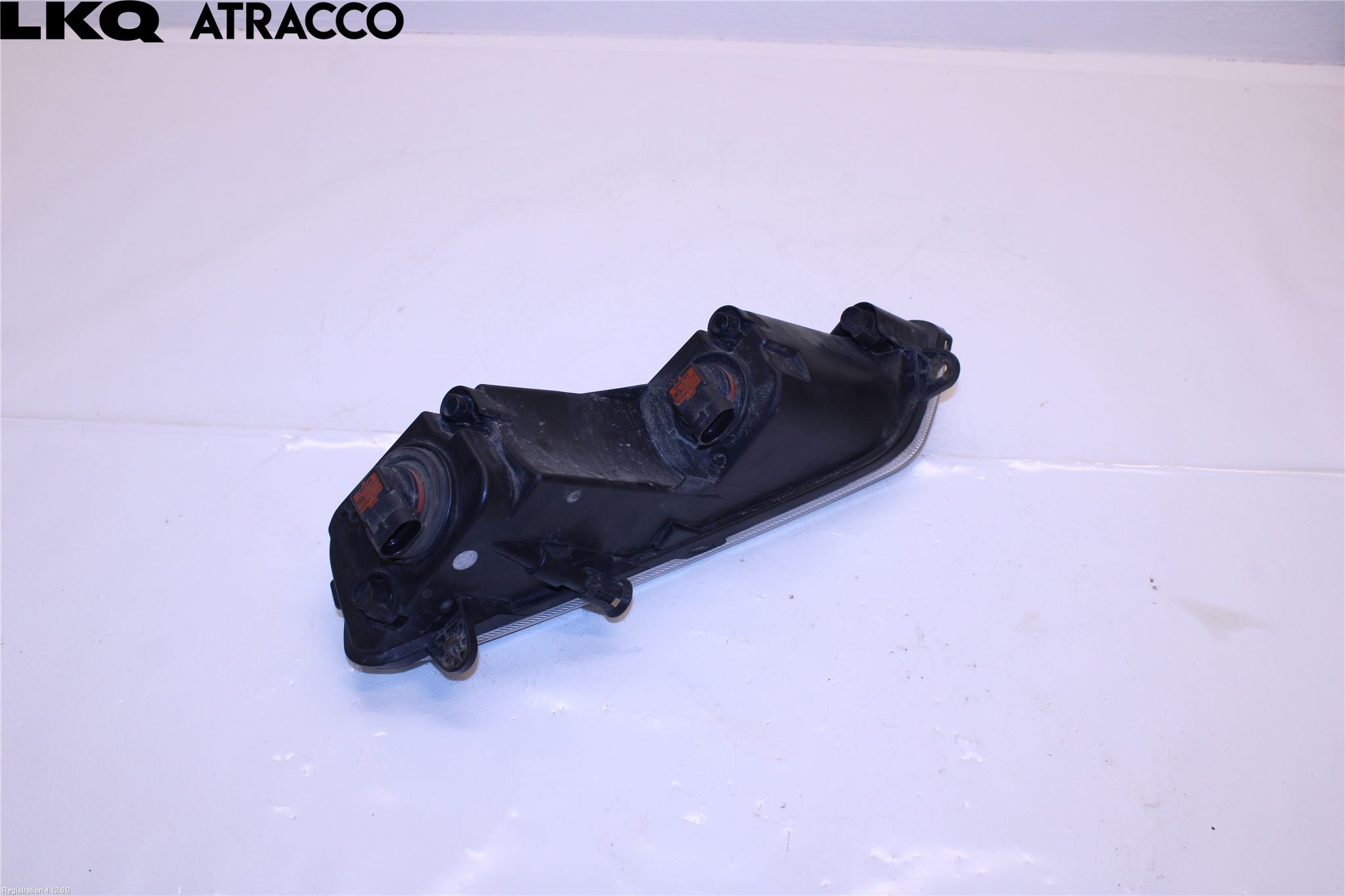 Volkswagen VW PASSAT 11-14 Dimljus-Varselljus Fram
