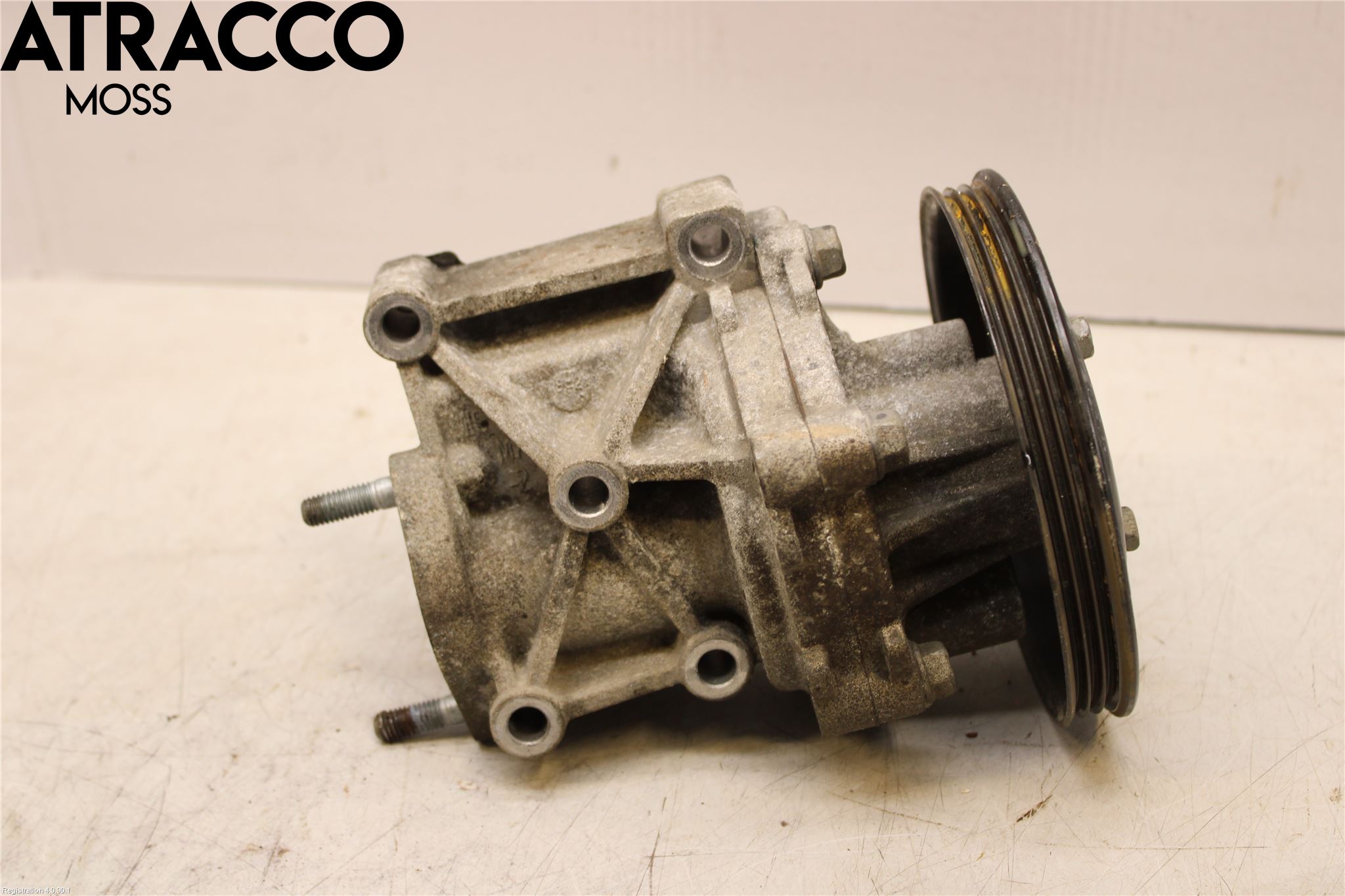 Mitsubishi OUTLANDER 13-21 Vattenpump