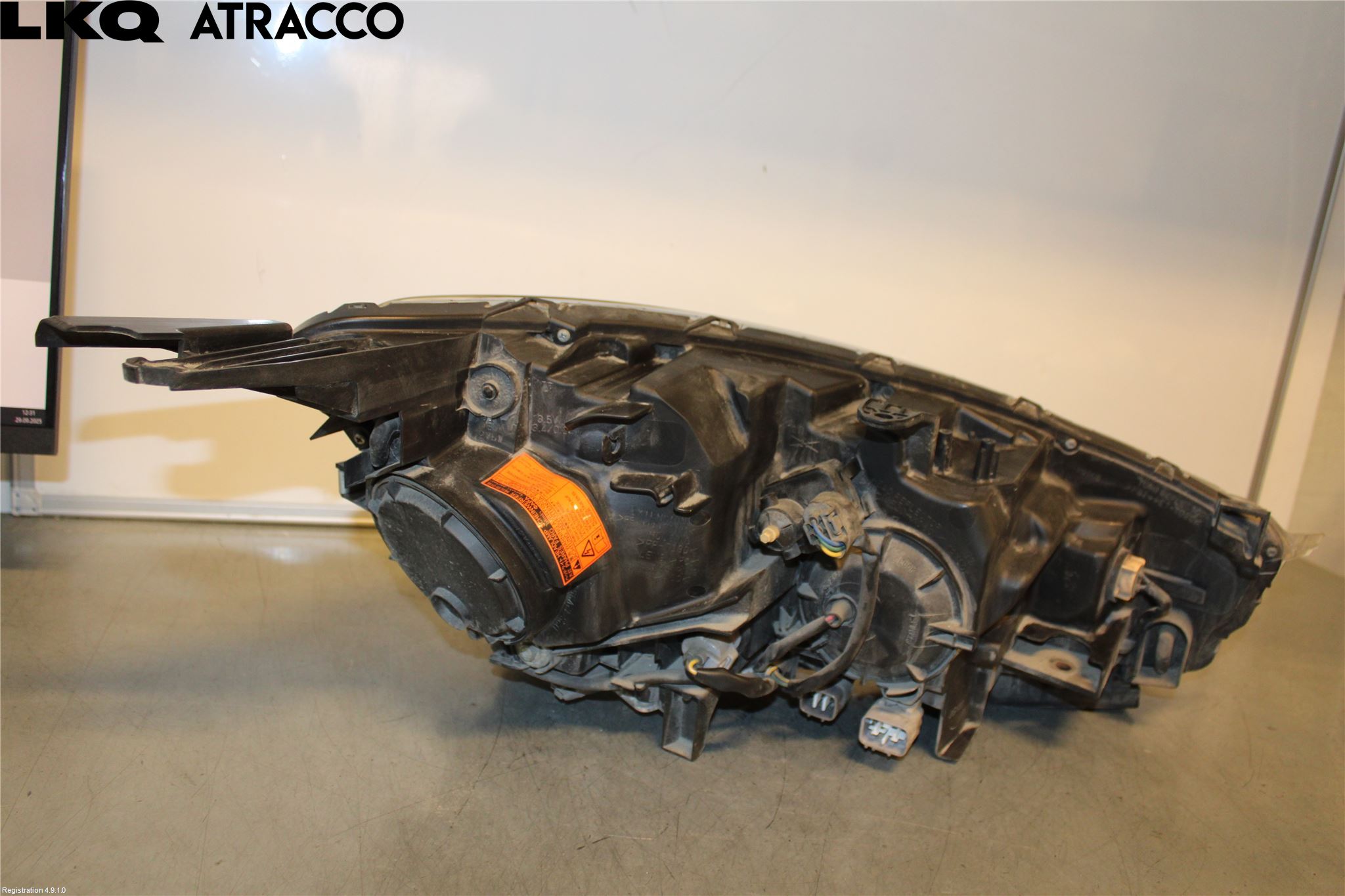 Peugeot 4008 Strålkastare Vänster