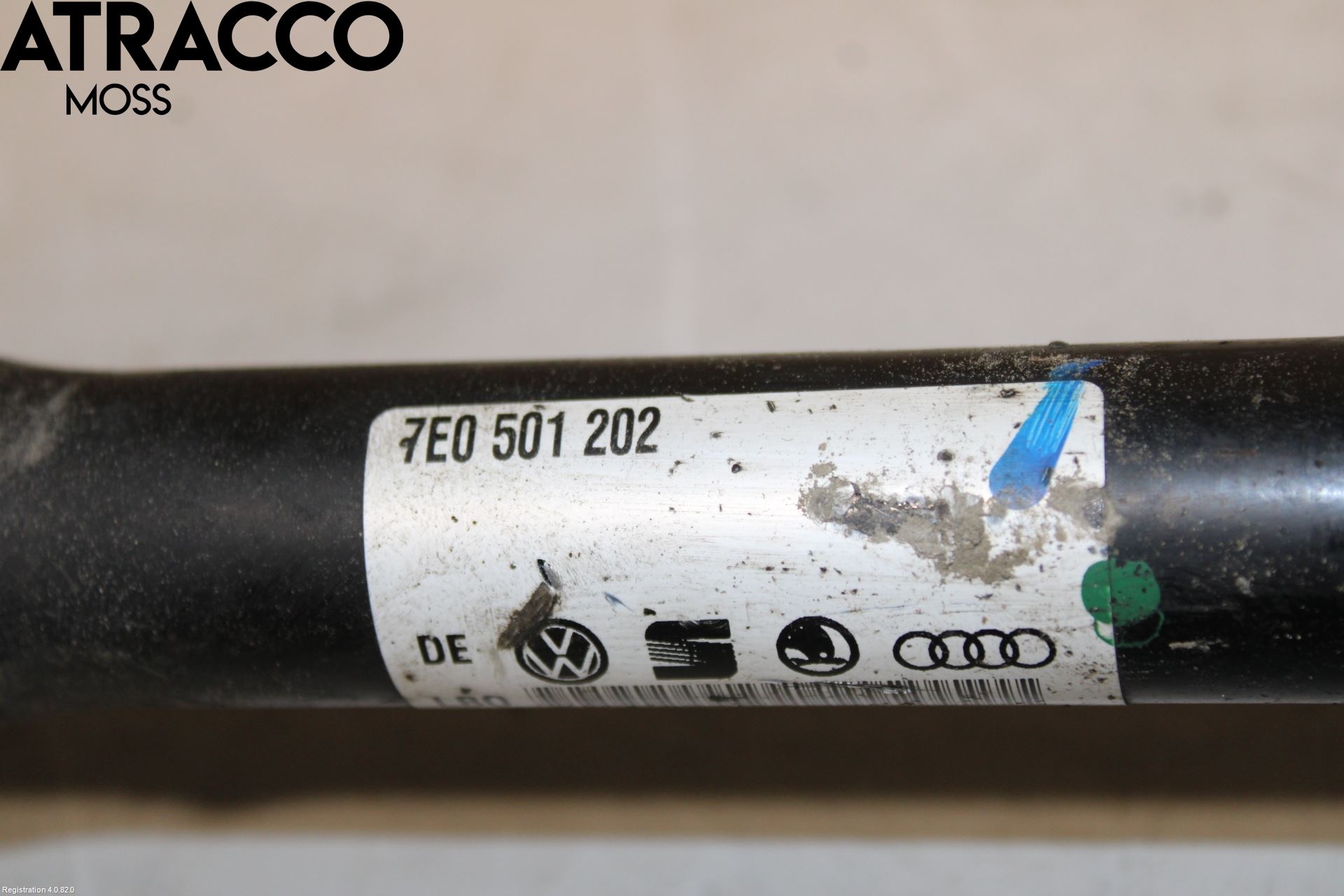 Volkswagen VW TRANSP/CARAVELLE (T5) 04-15 Drivaxel Bak Höger