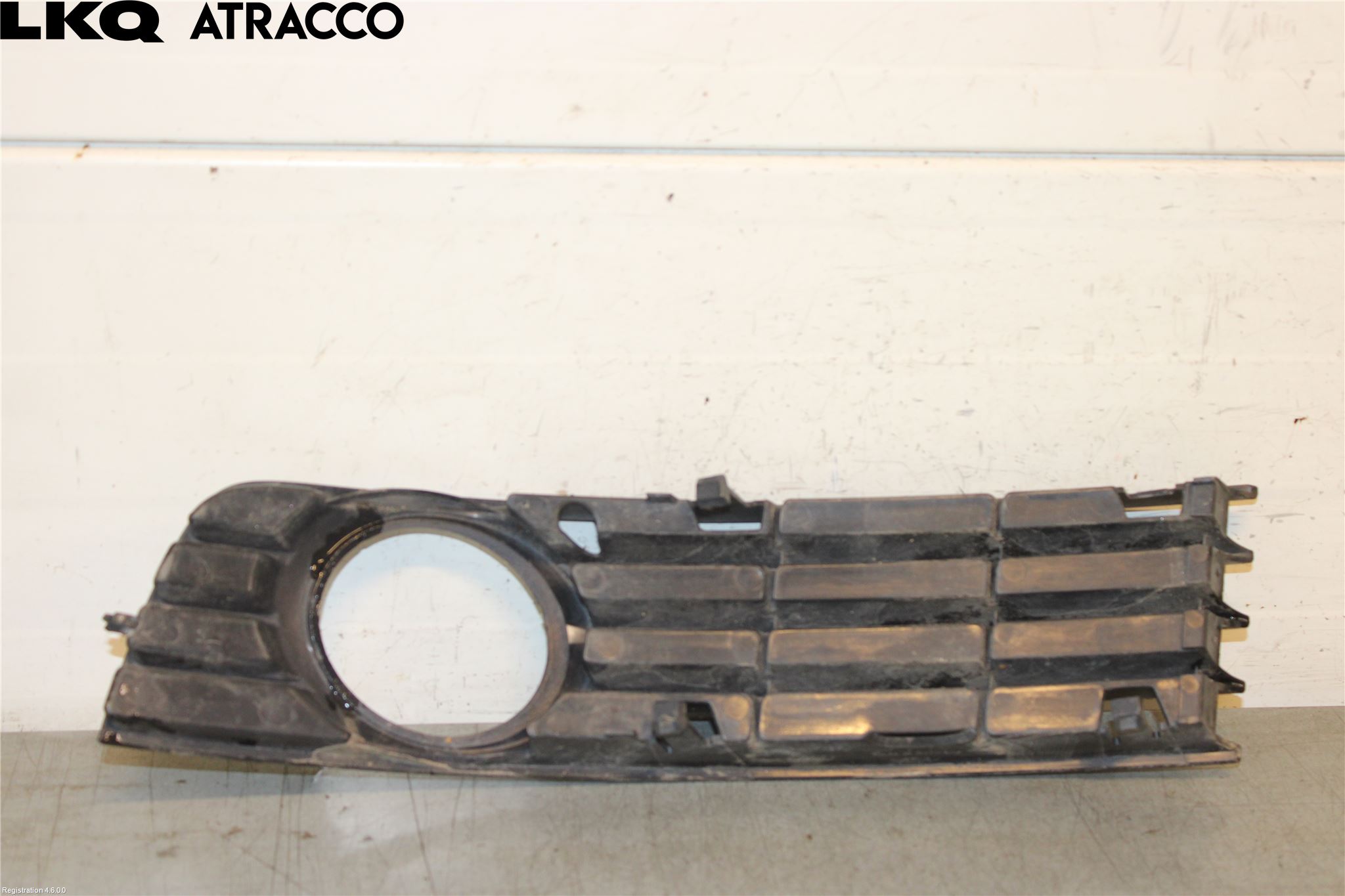 Audi A4/S4 01-05 Dimljussarg Fram