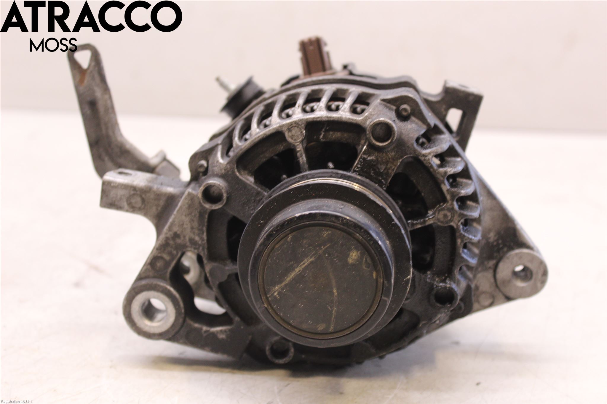 Toyota YARIS XP130 12-14 Generator
