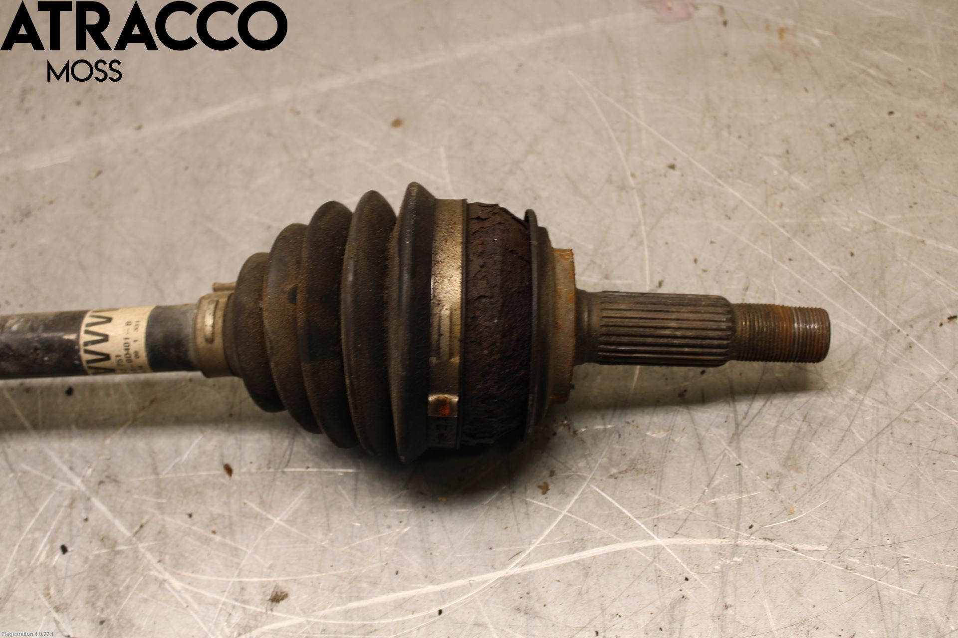Toyota YARIS XP130 12-14 Drivaxel Fram Höger